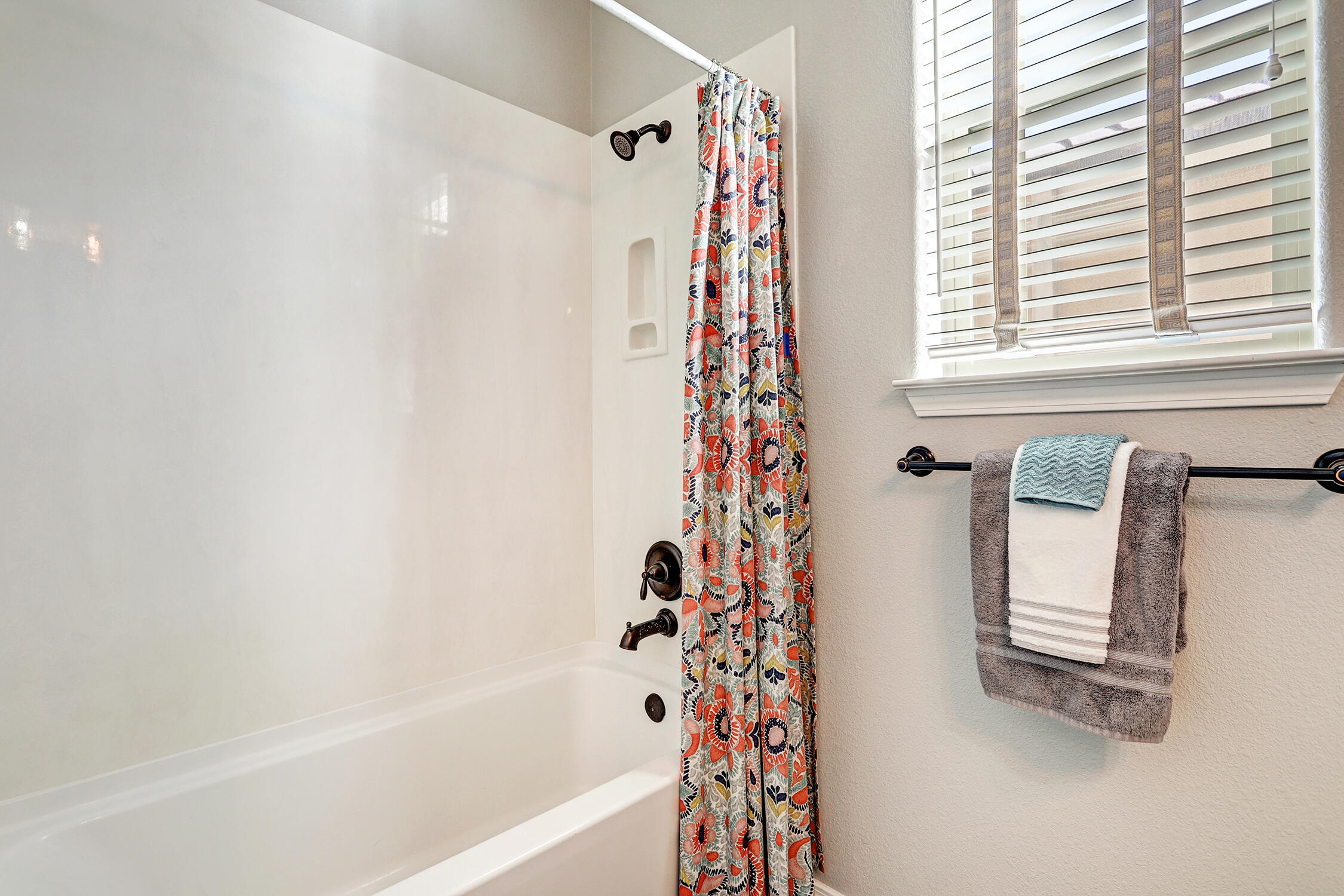 2208 CEBOLLA CREEK Way NW