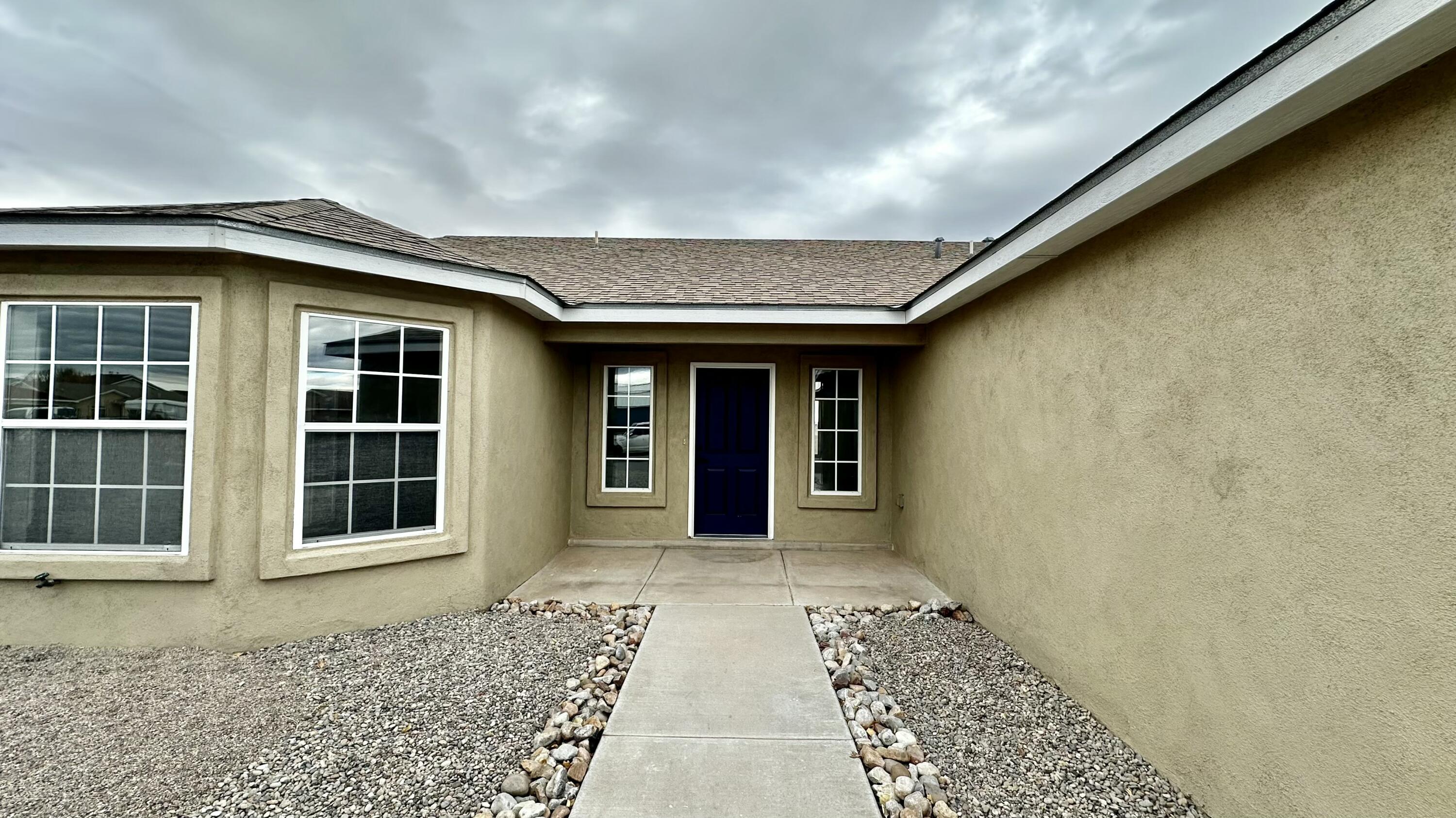 25 Rosa Avenue