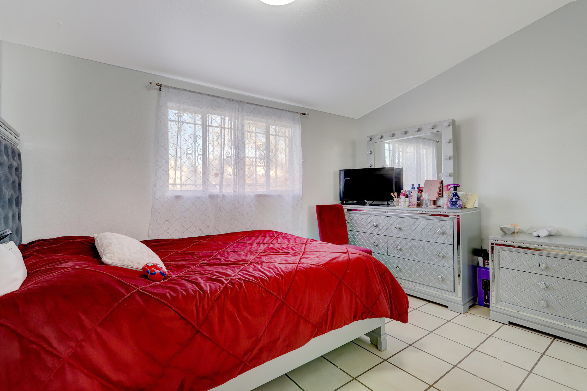 11501 ANGELINA Place NE