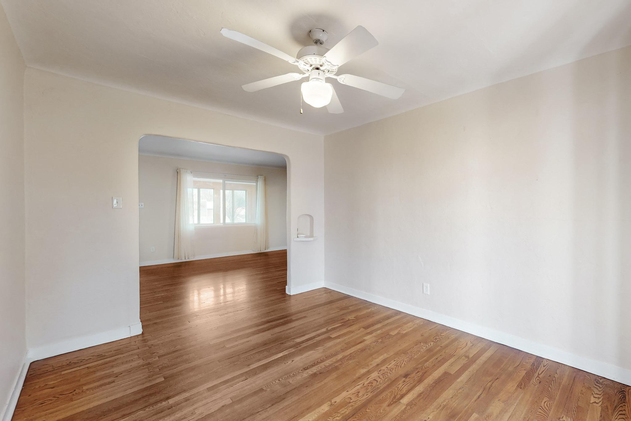 3040 Mackland Avenue NE