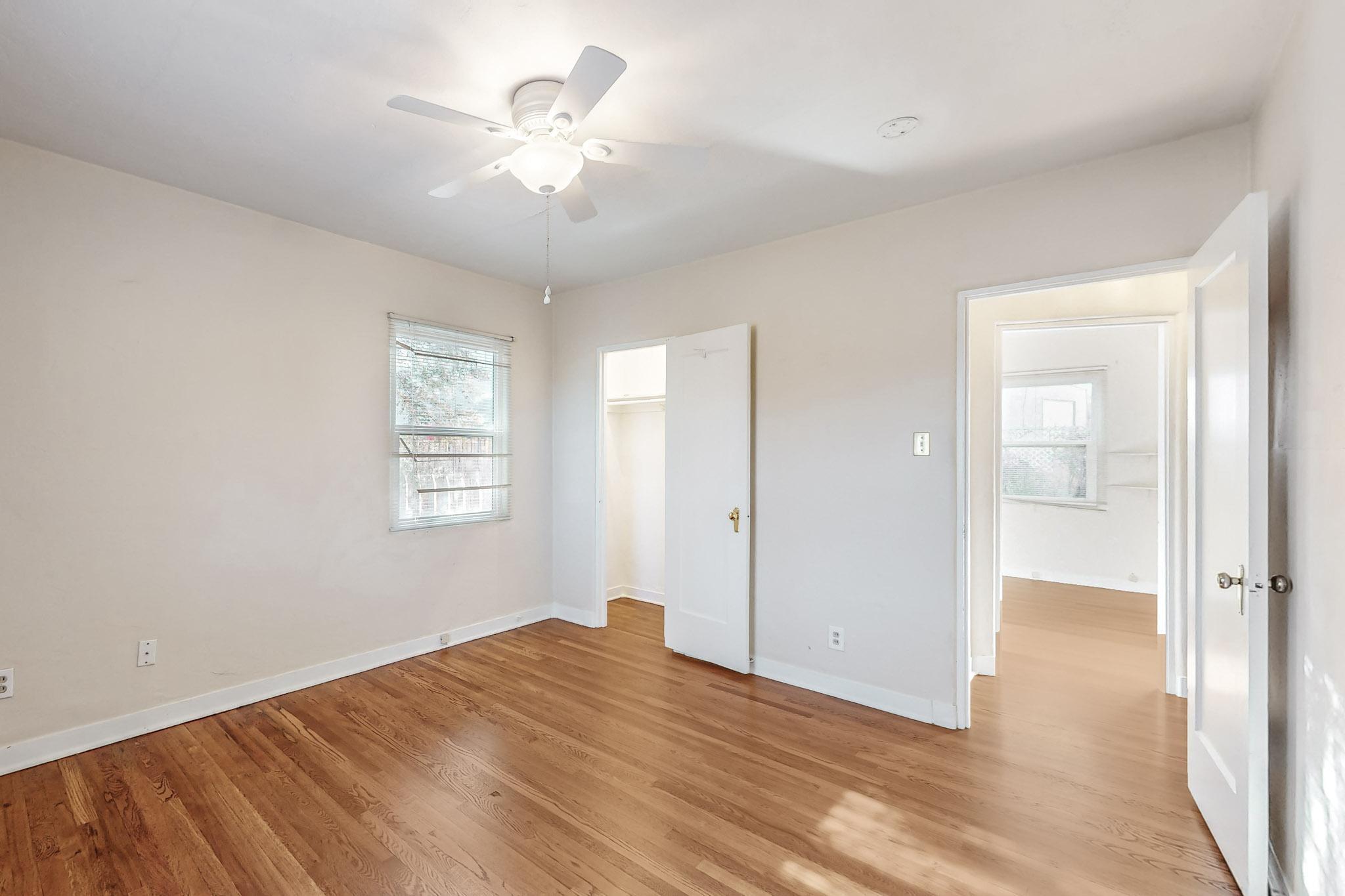 3040 Mackland Avenue NE