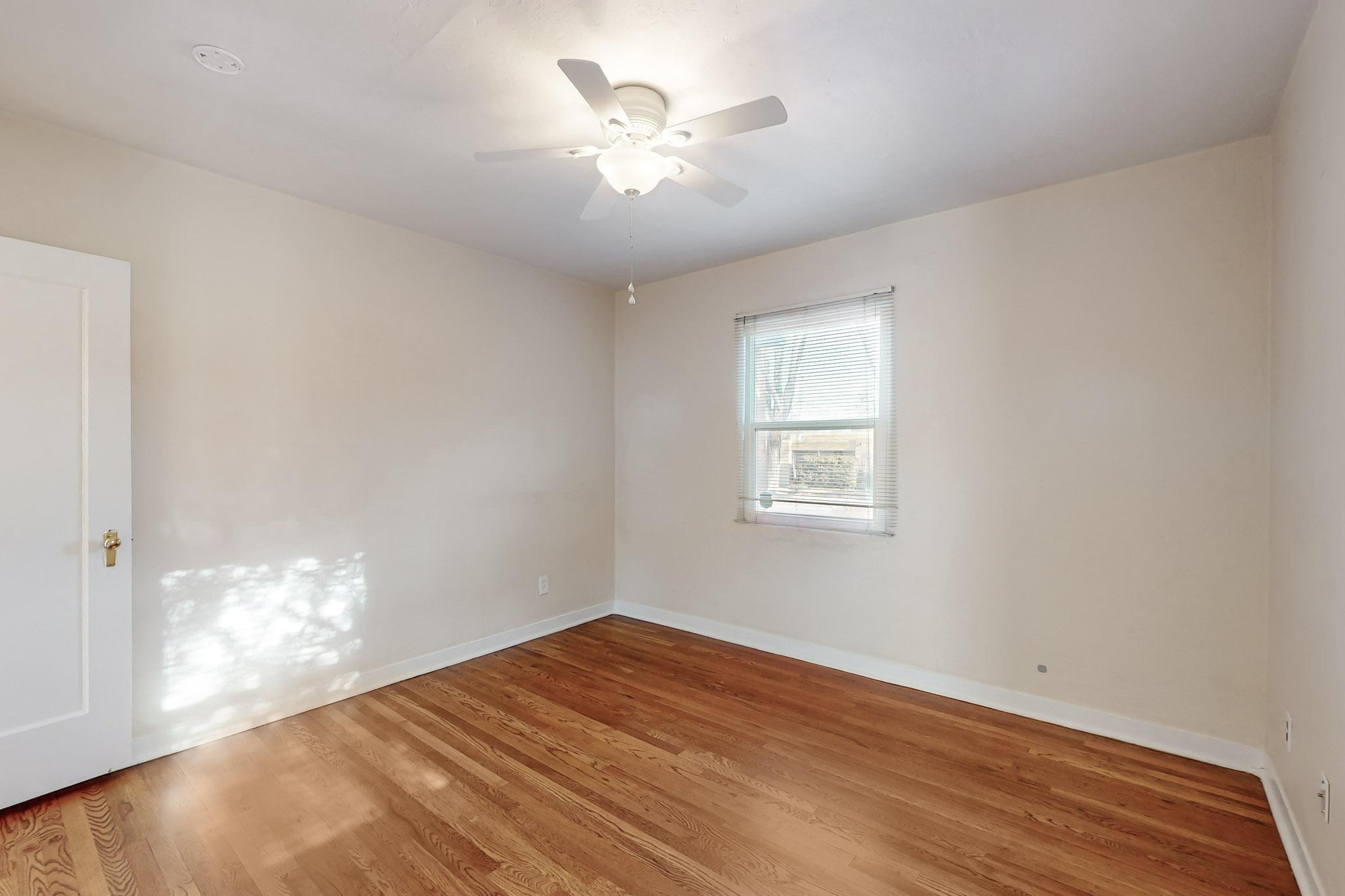 3040 Mackland Avenue NE