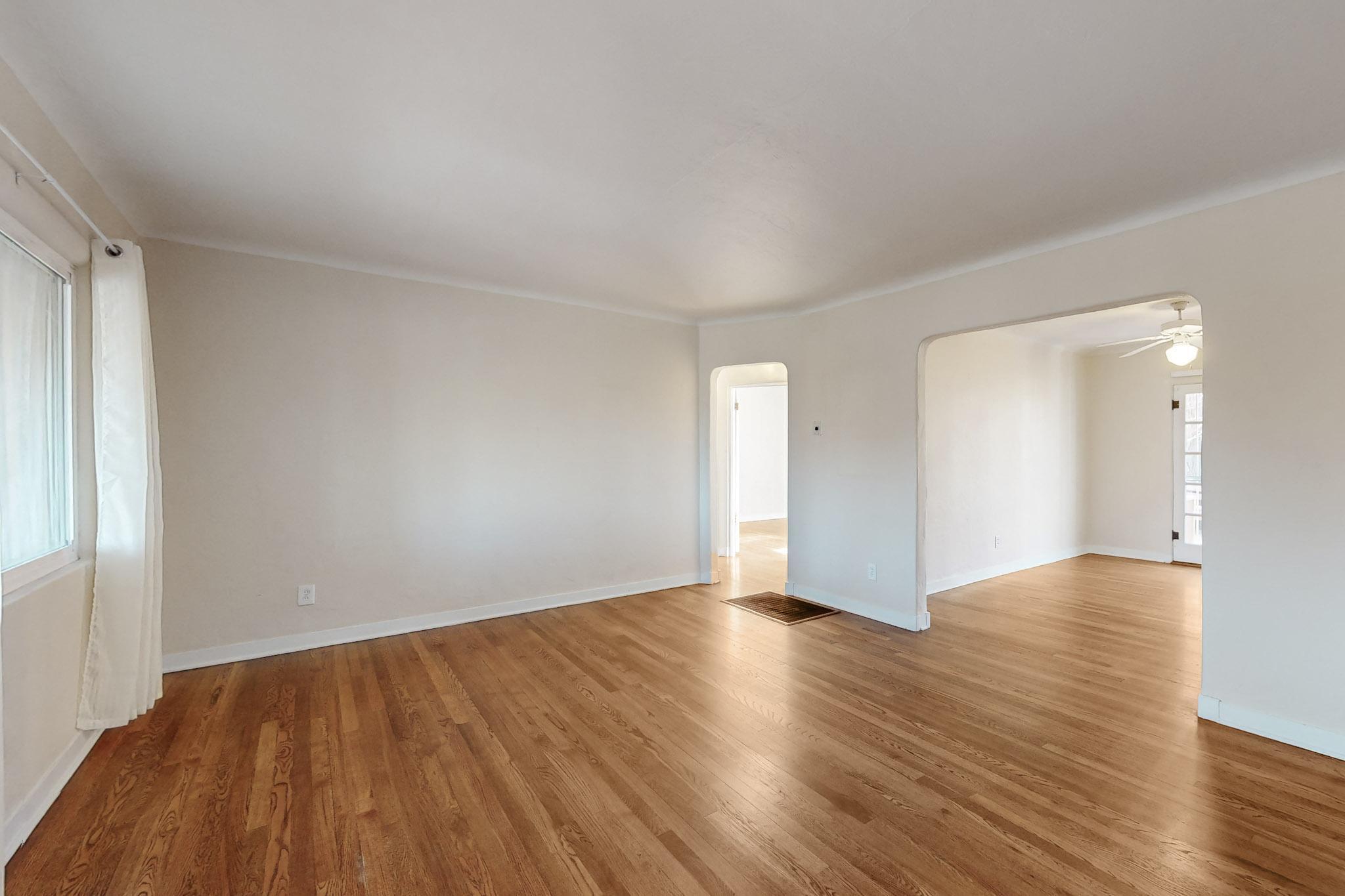 3040 Mackland Avenue NE