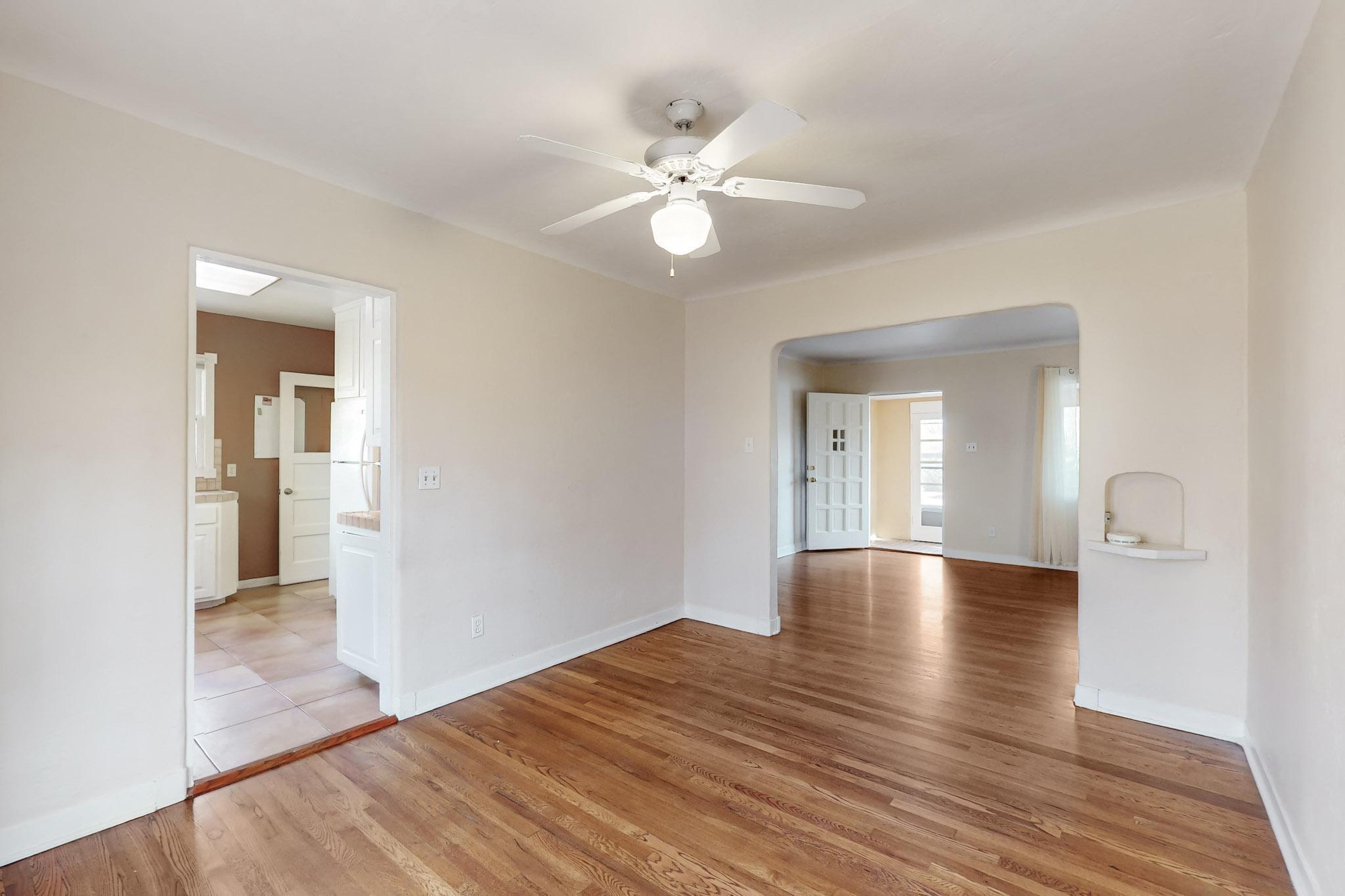 3040 Mackland Avenue NE