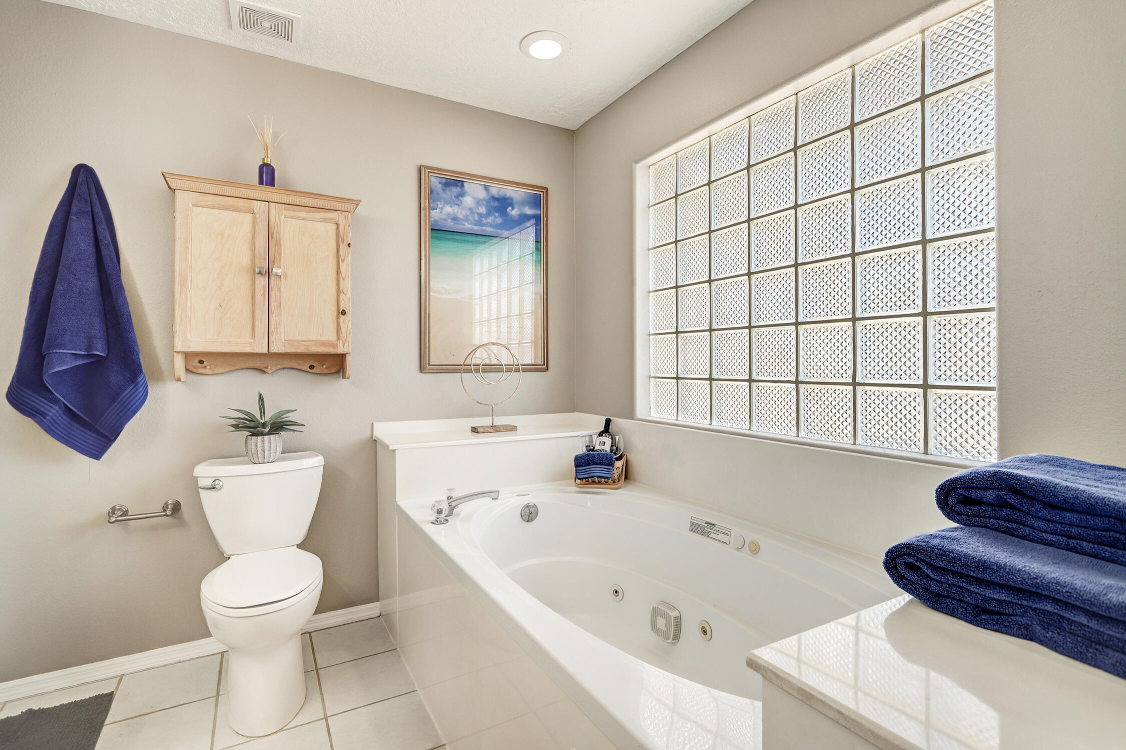 1316 Vista Centro Drive SW