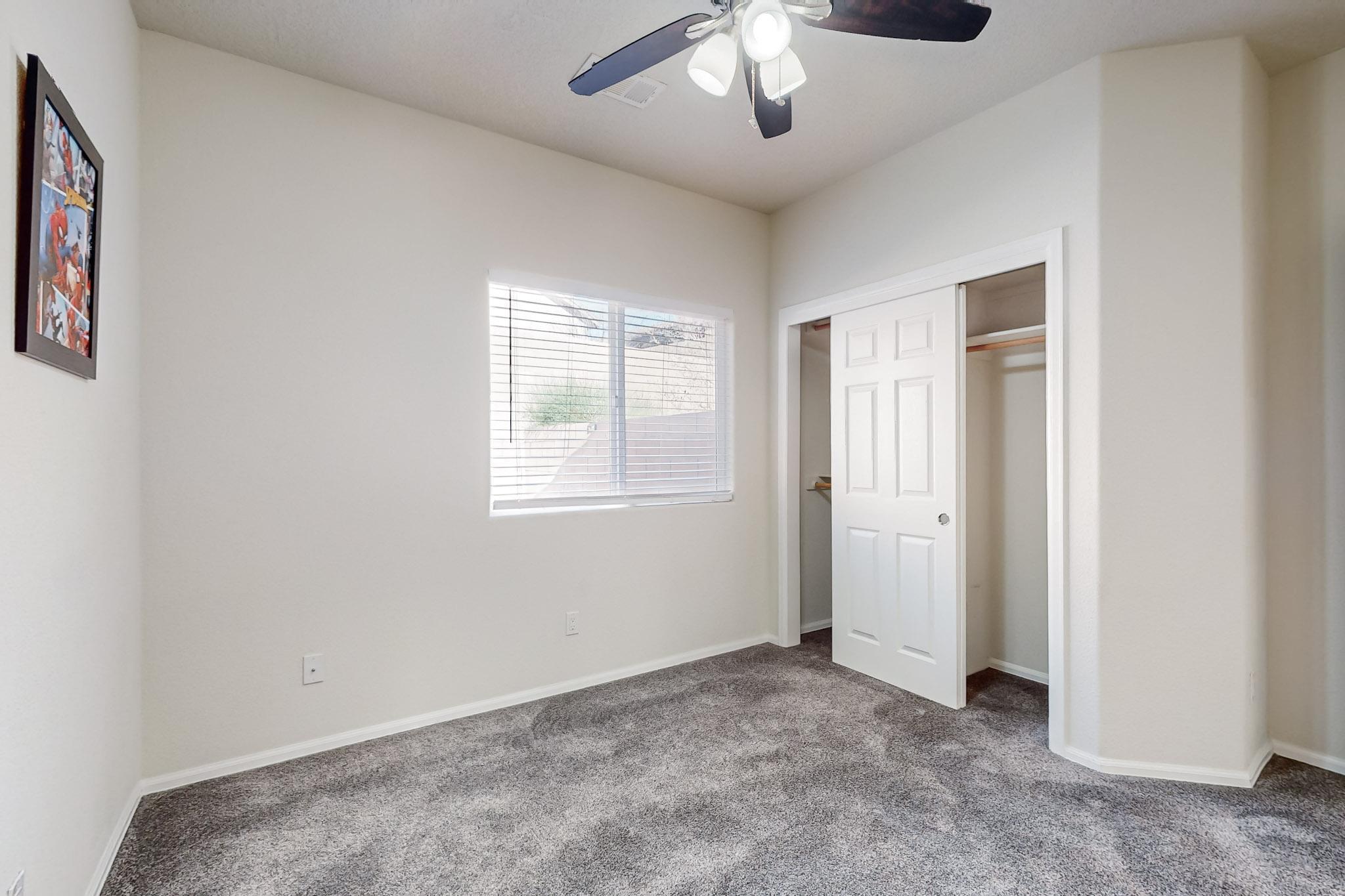 421 PASEO VISTA Loop NE