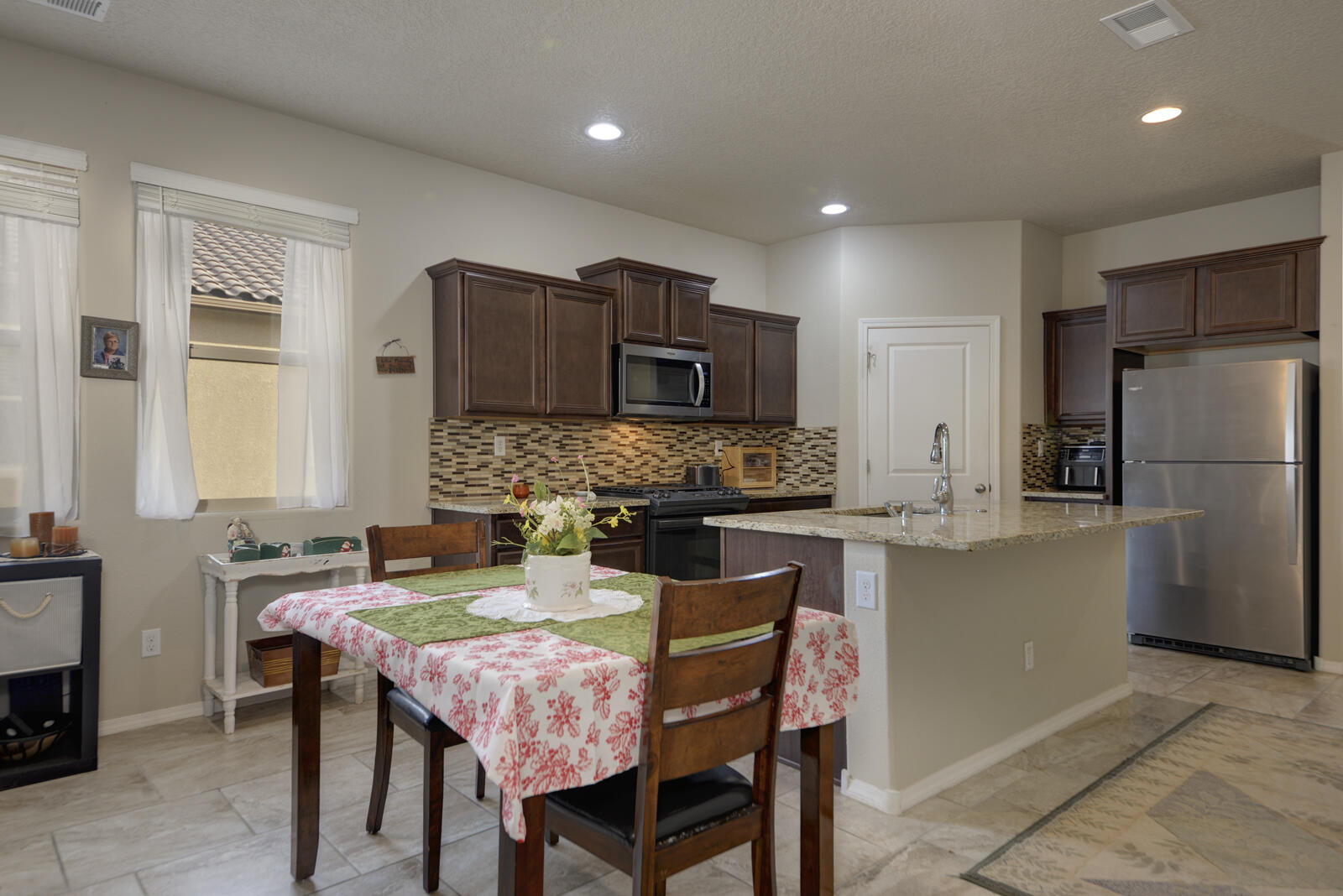 1754 VALLE VISTA Road NW