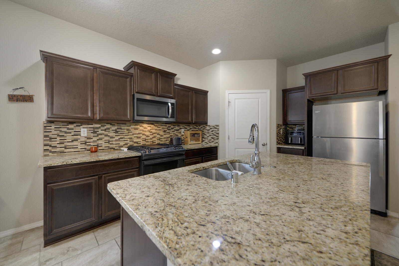 1754 VALLE VISTA Road NW