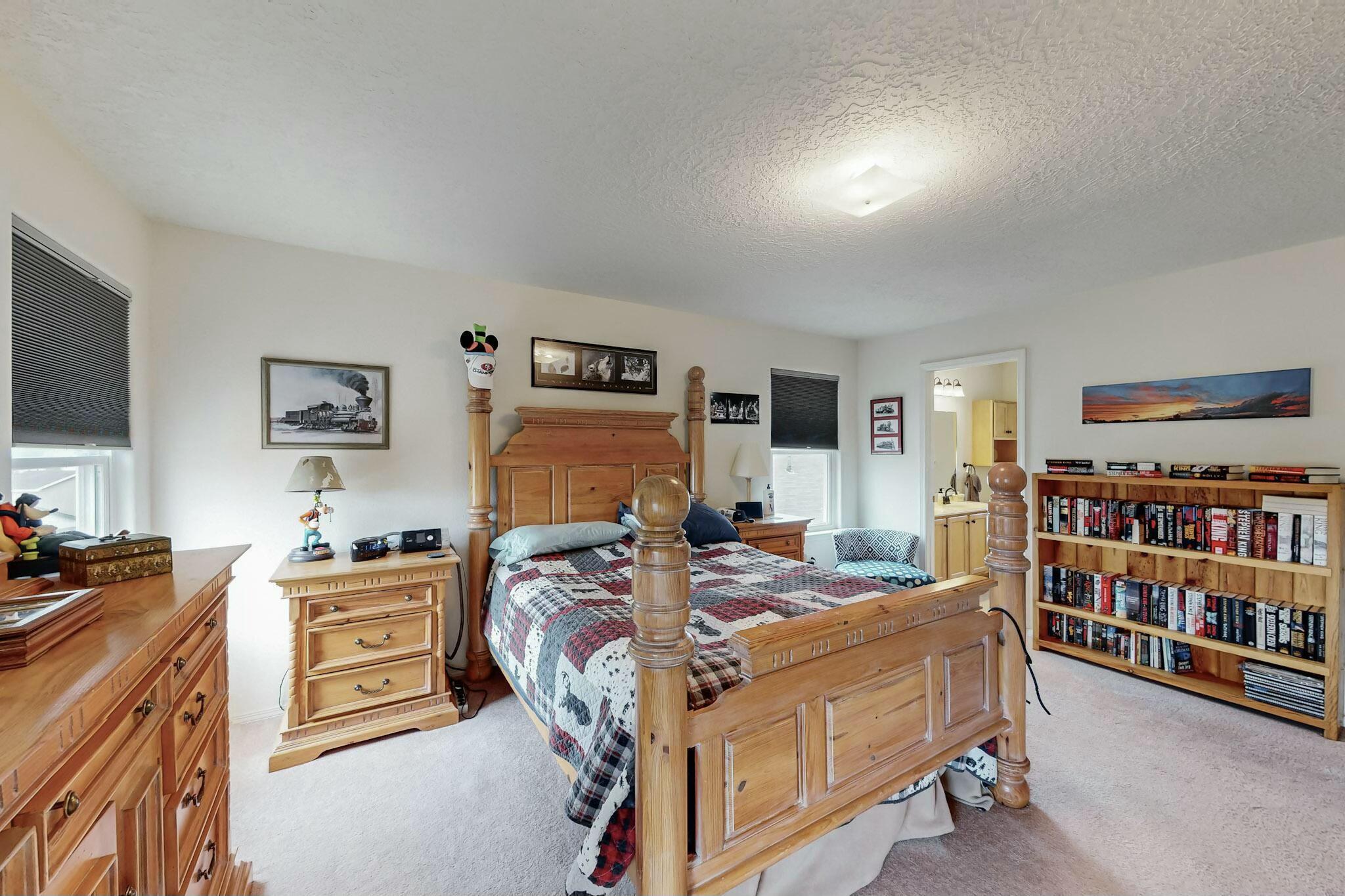 6541 GRANTS Drive NE