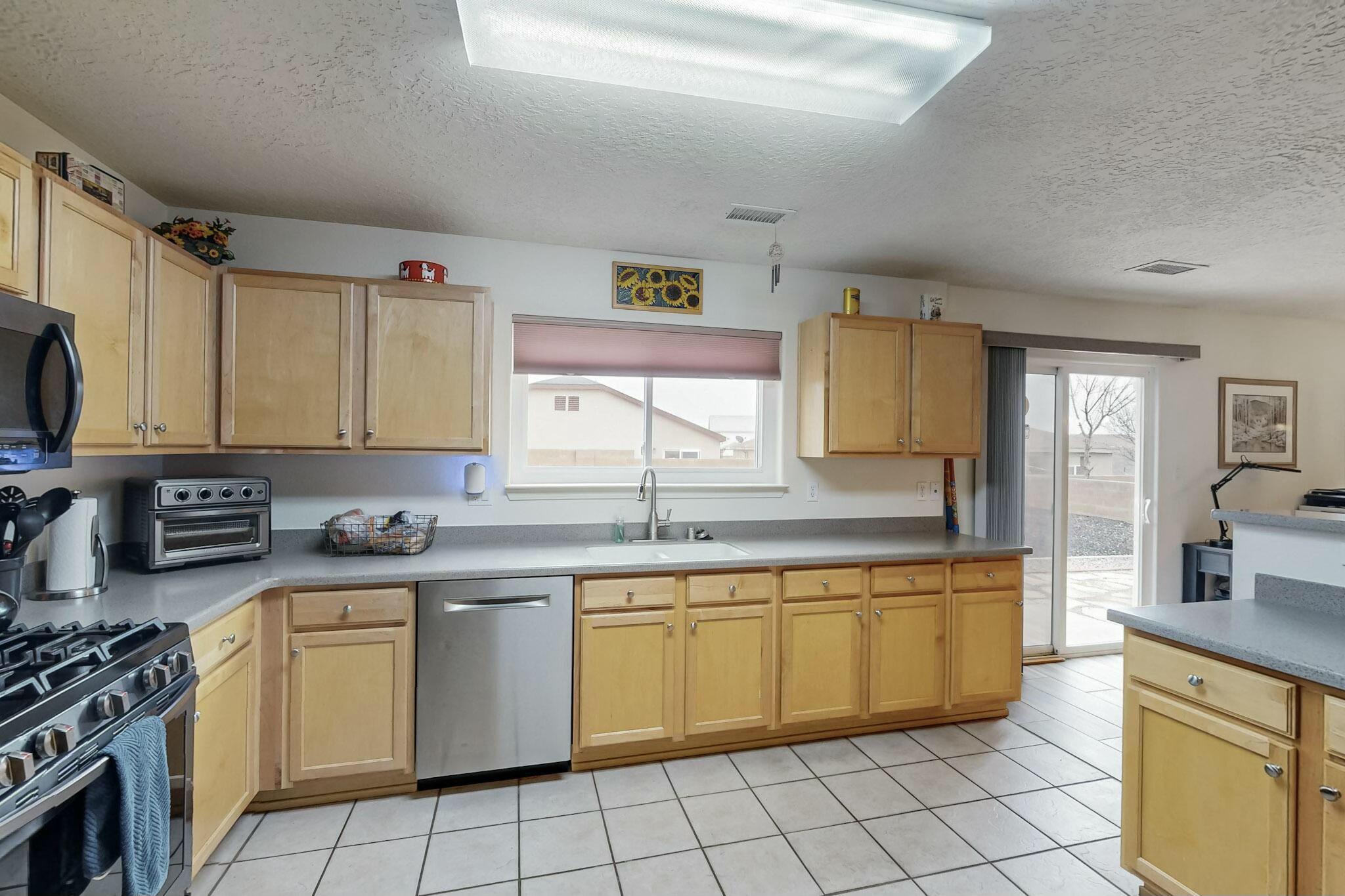 6541 GRANTS Drive NE