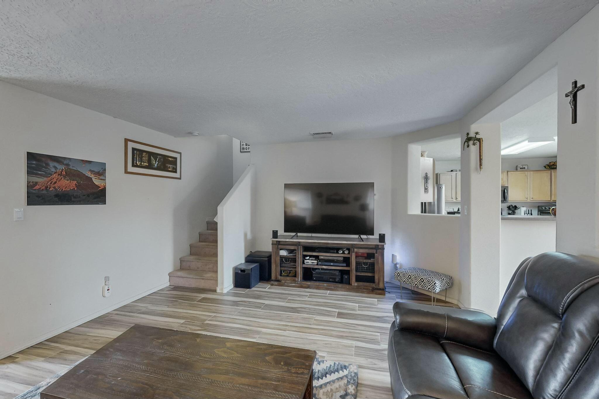 6541 GRANTS Drive NE