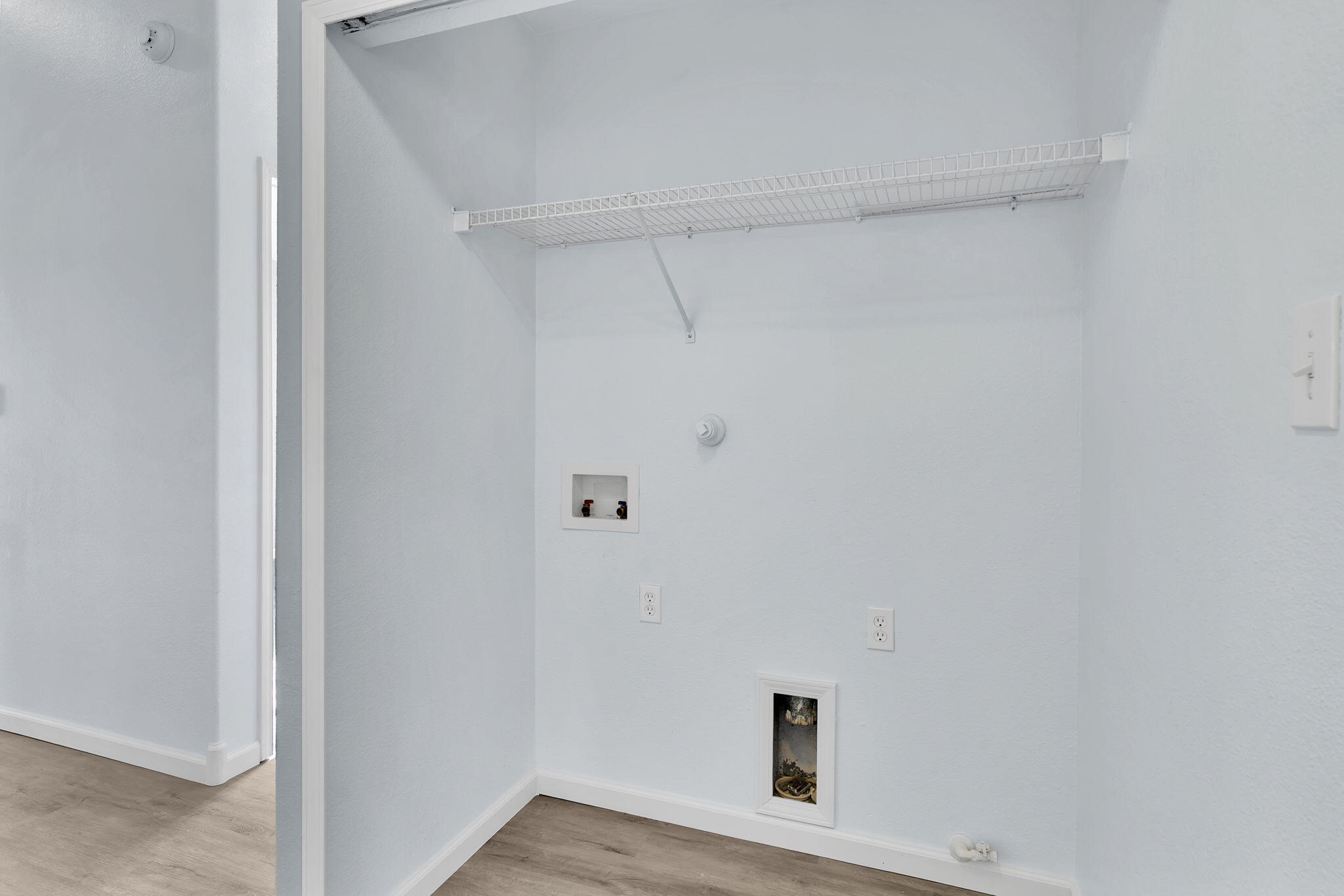 1512 QUIET DESERT Drive SW