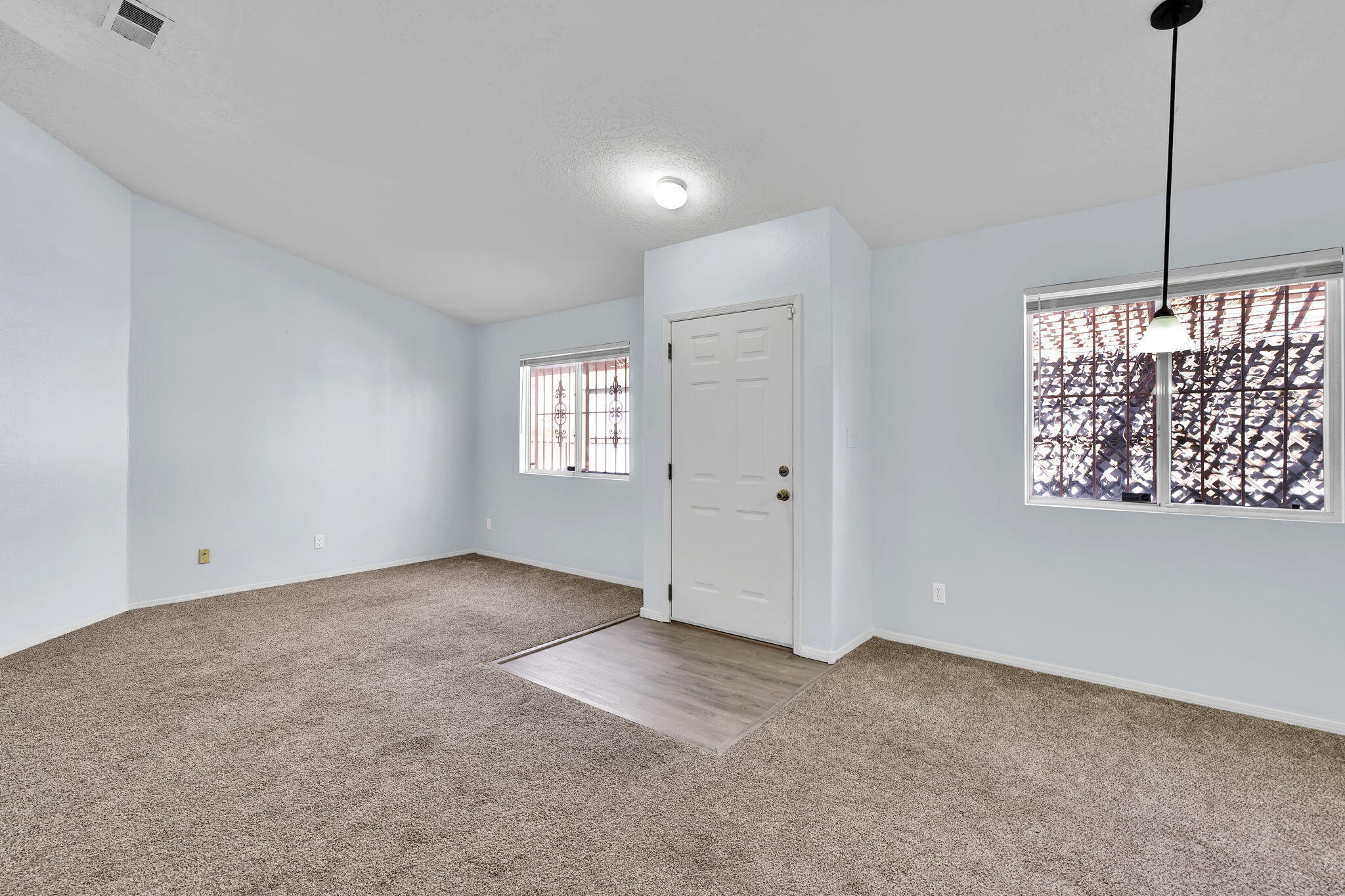 1512 QUIET DESERT Drive SW