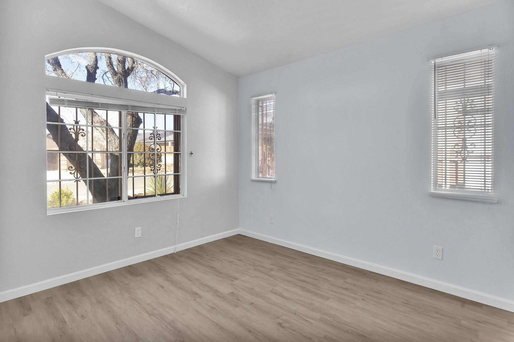 1512 QUIET DESERT Drive SW