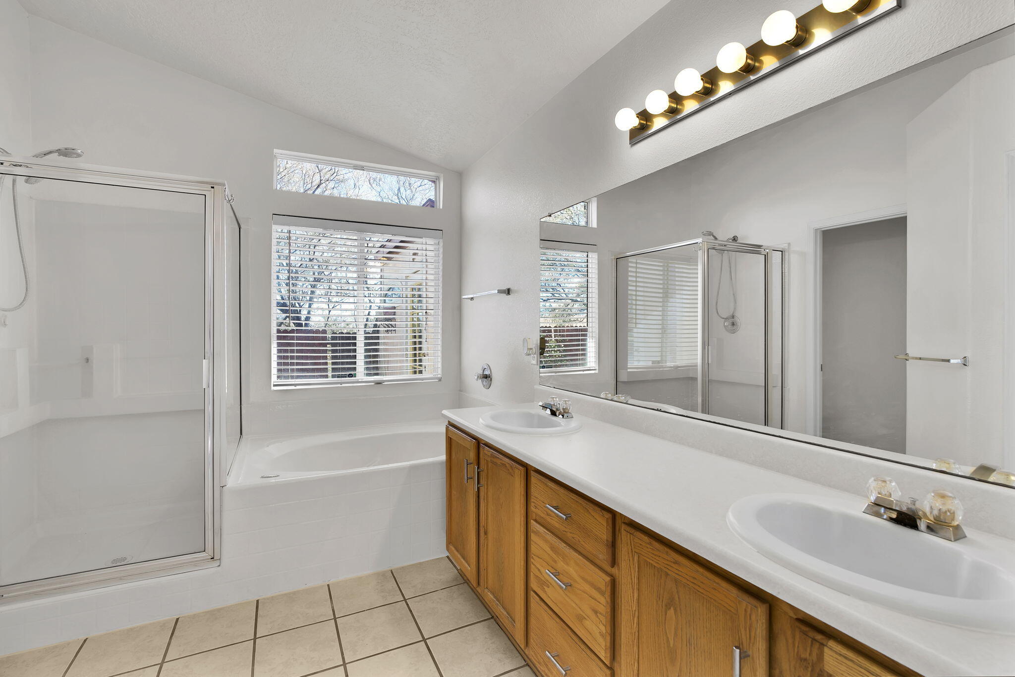 1512 QUIET DESERT Drive SW