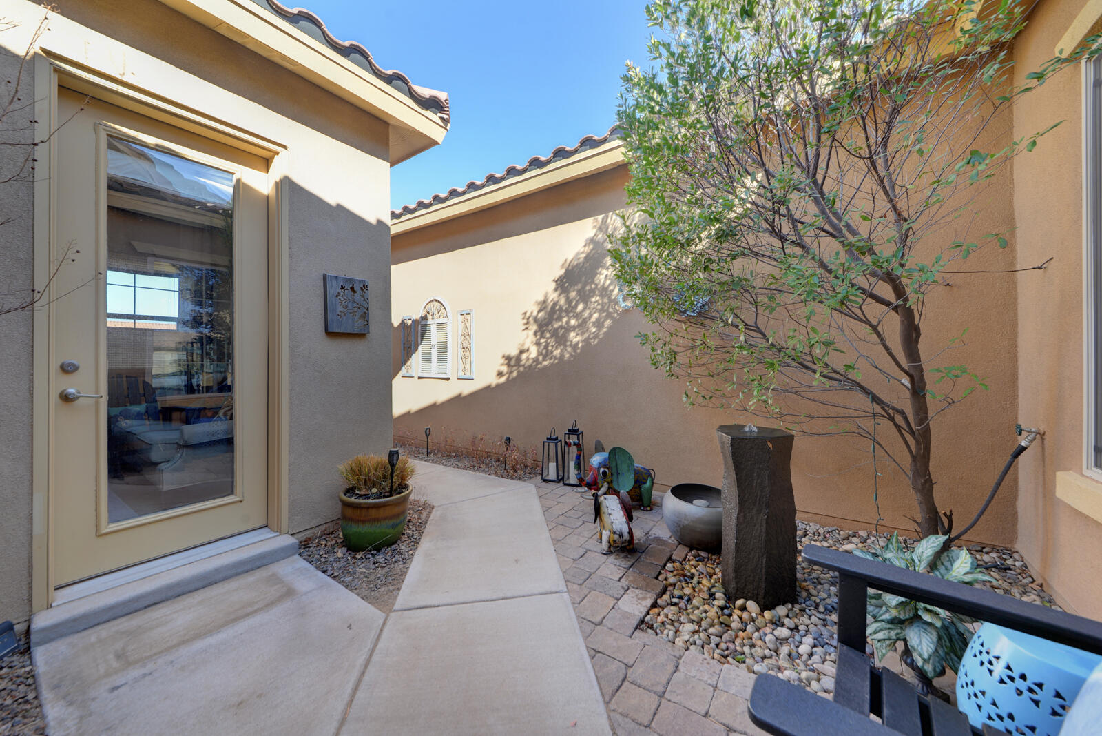 605 SIERRA VERDE Way NE