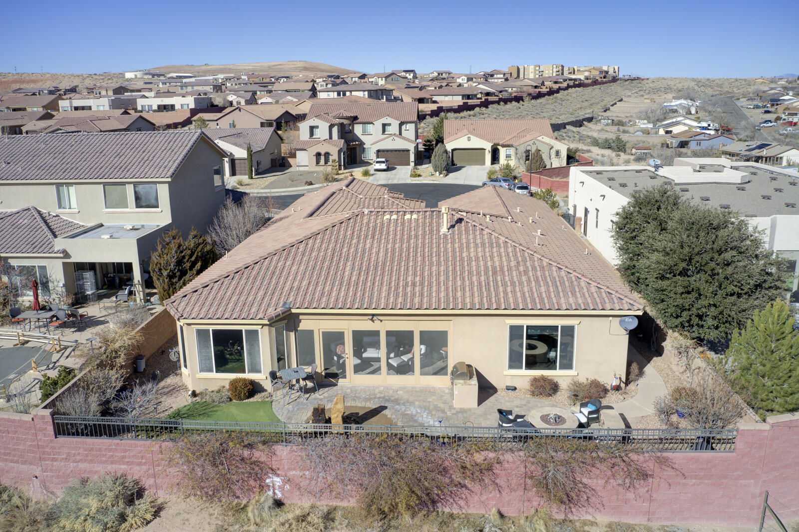 605 SIERRA VERDE Way NE