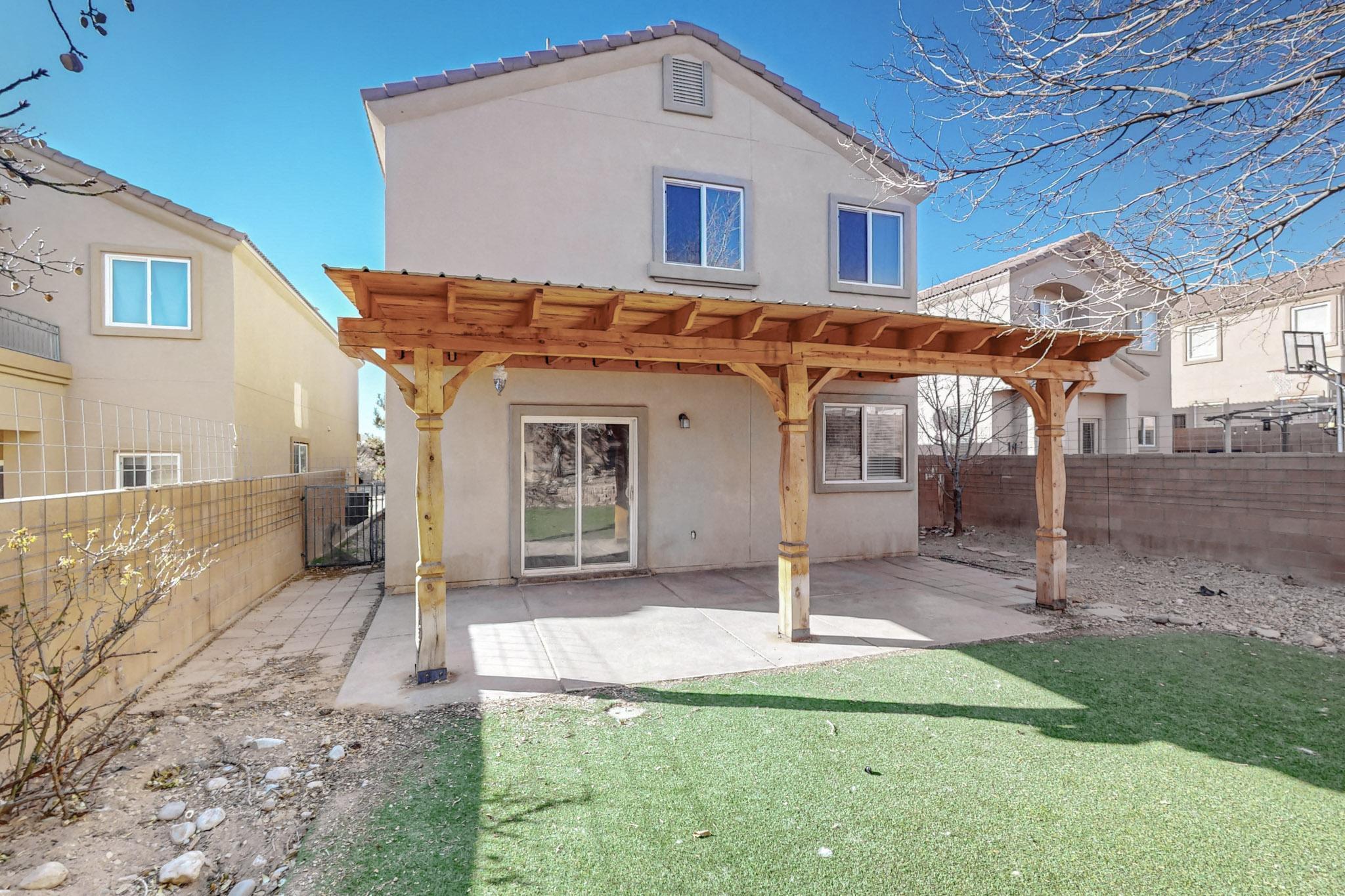 2215 MARGARITA Drive SE