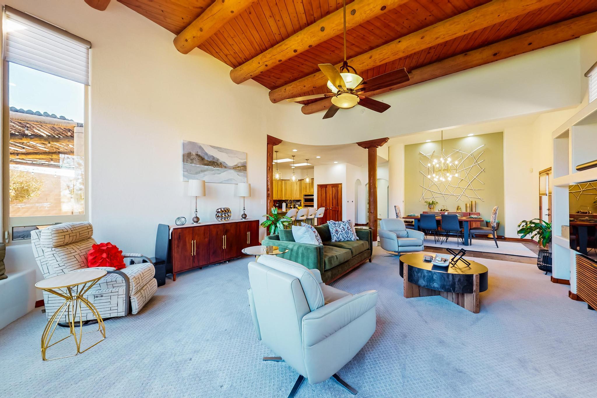 9216 AUTUMN ROSE Drive NE