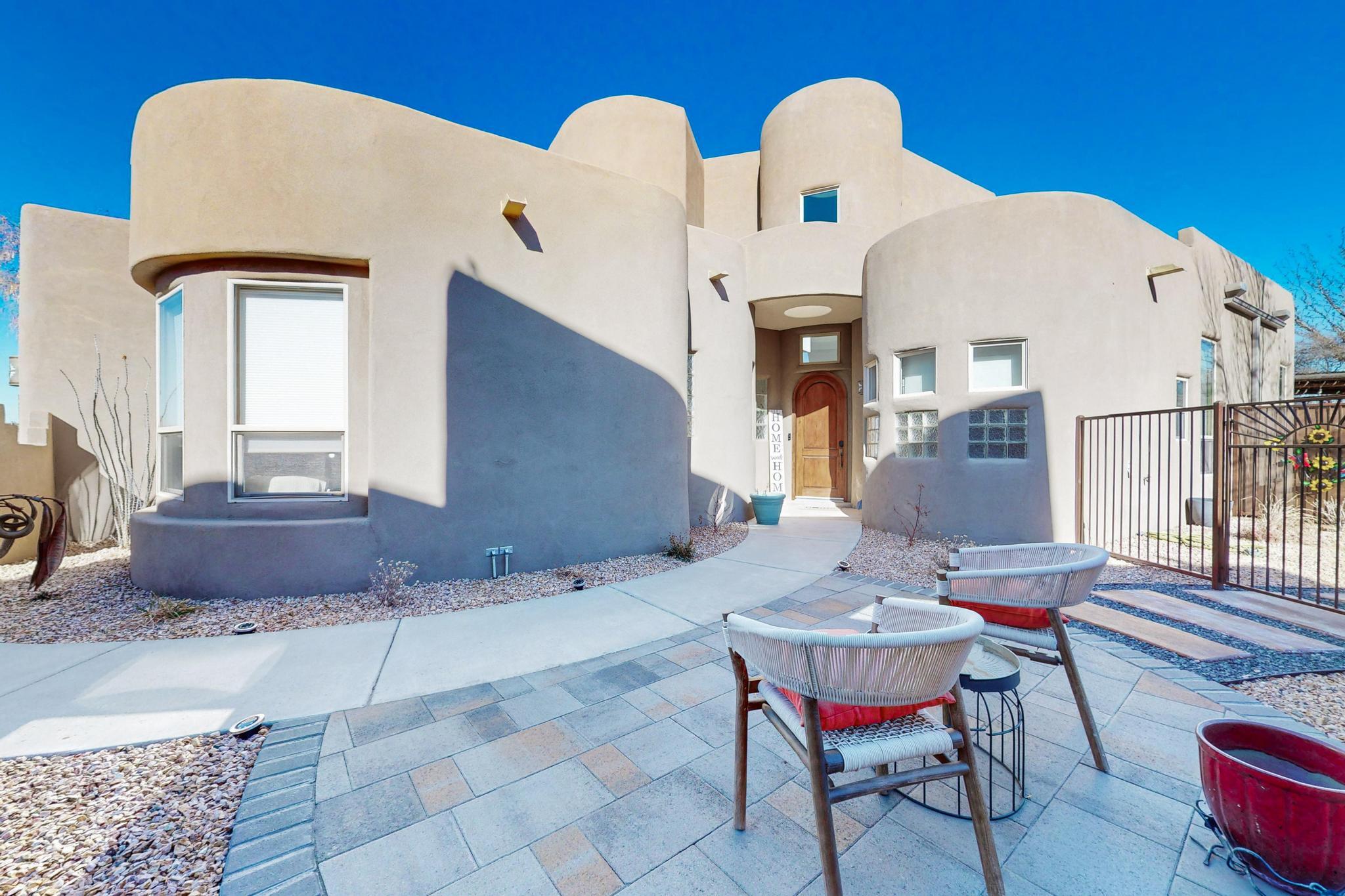 9216 AUTUMN ROSE Drive NE