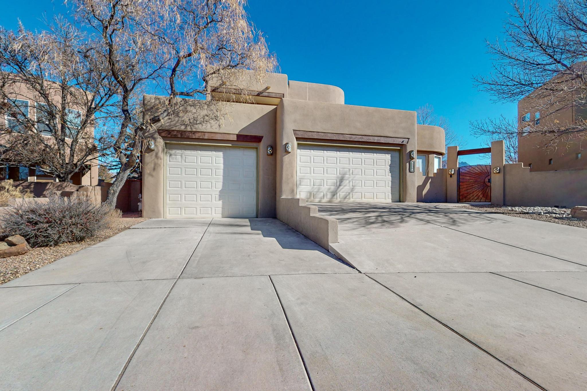 9216 AUTUMN ROSE Drive NE