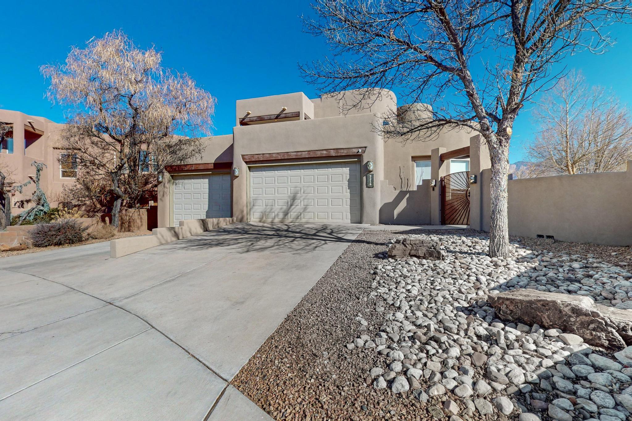 9216 AUTUMN ROSE Drive NE