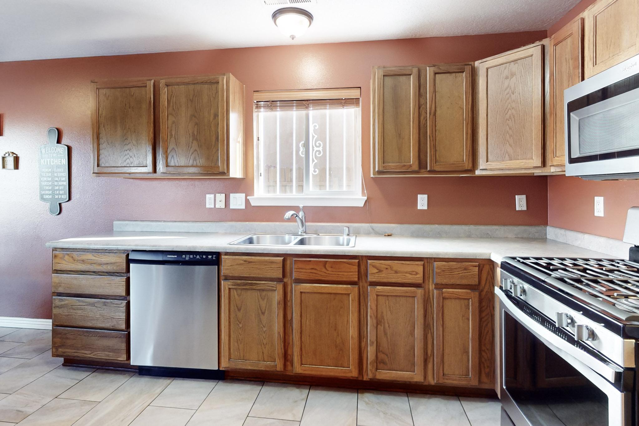 532 EL SHADDAI Street NW