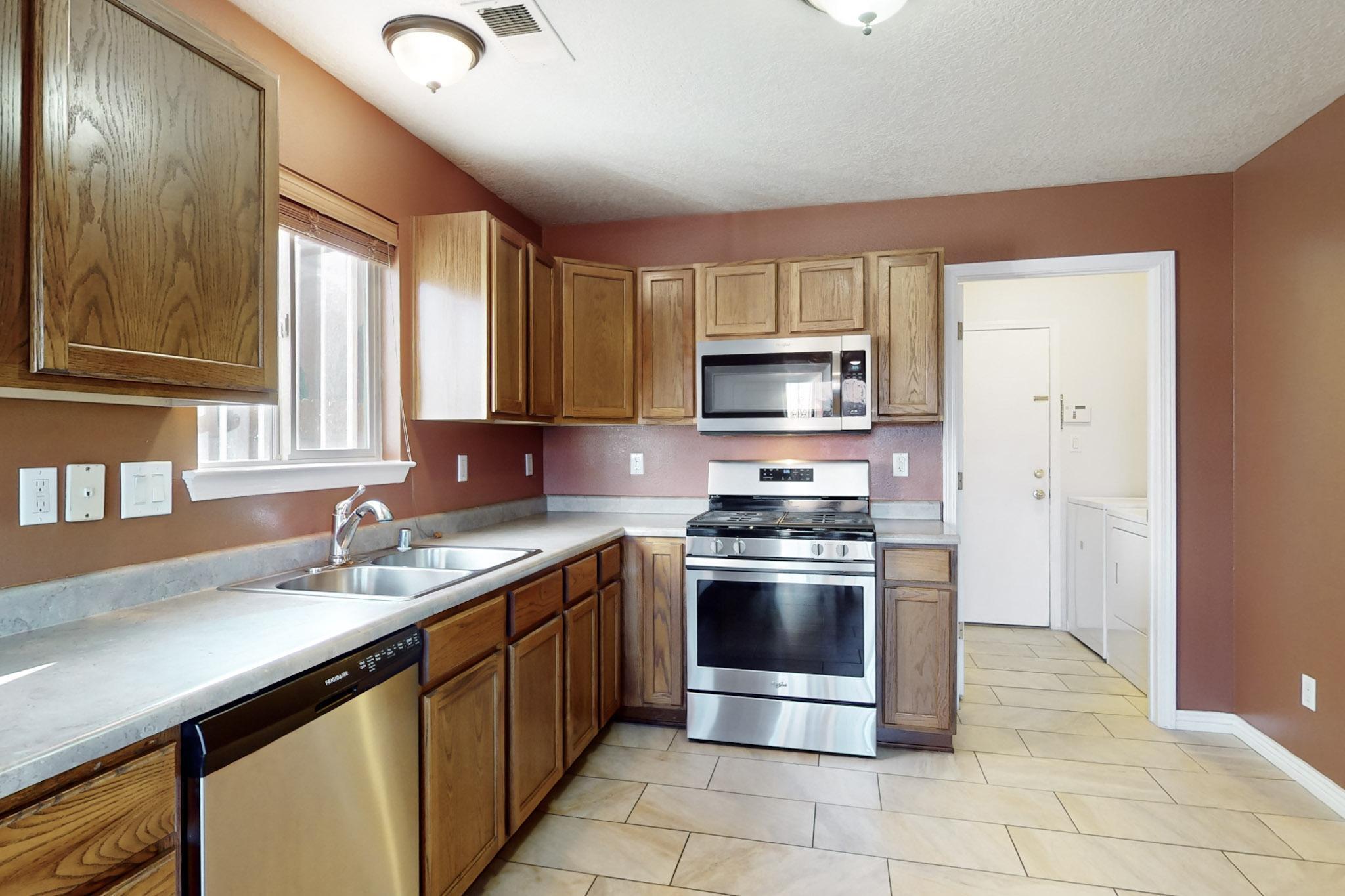 532 EL SHADDAI Street NW