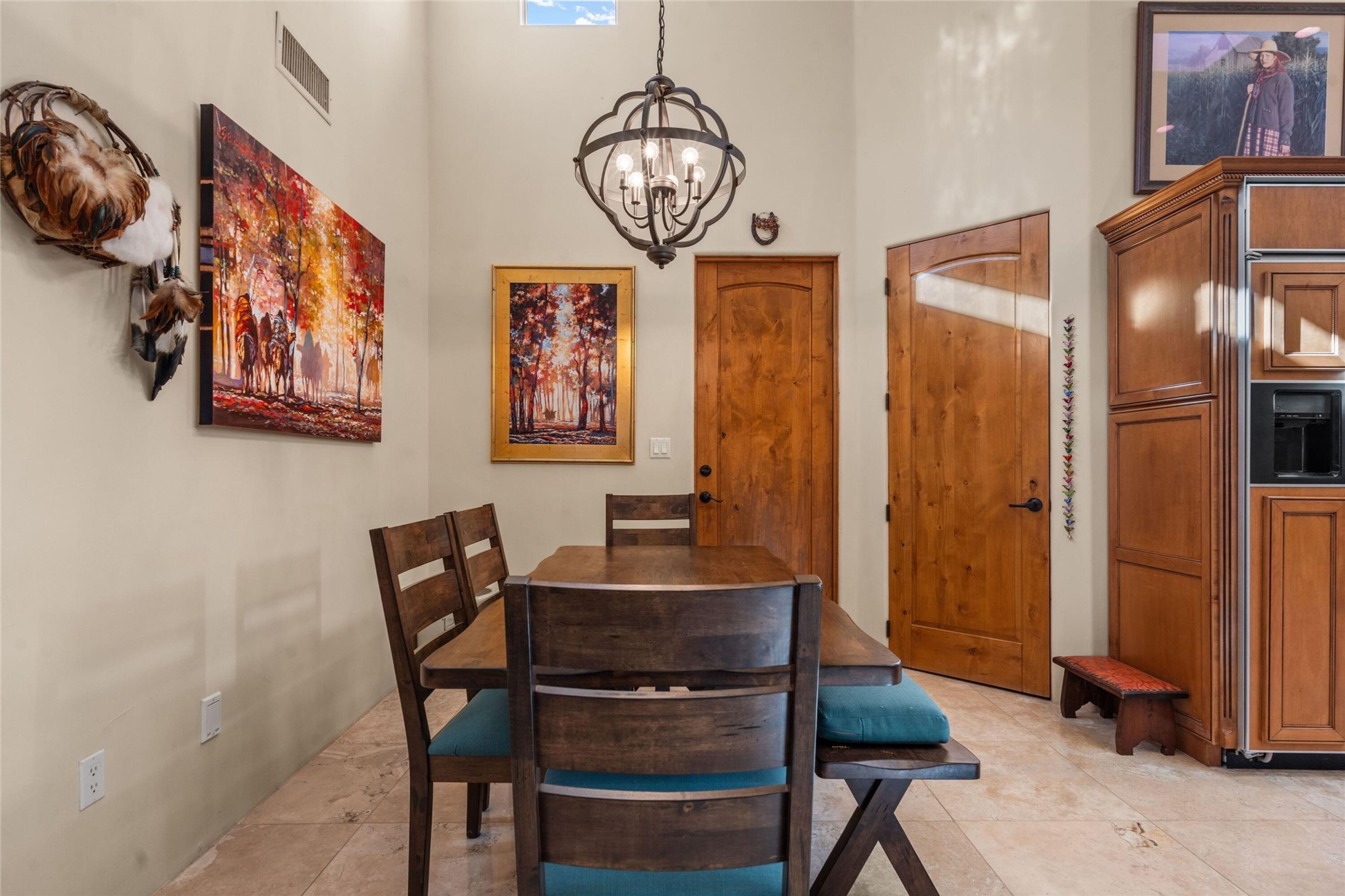 921 CAMINO VISTA RIO