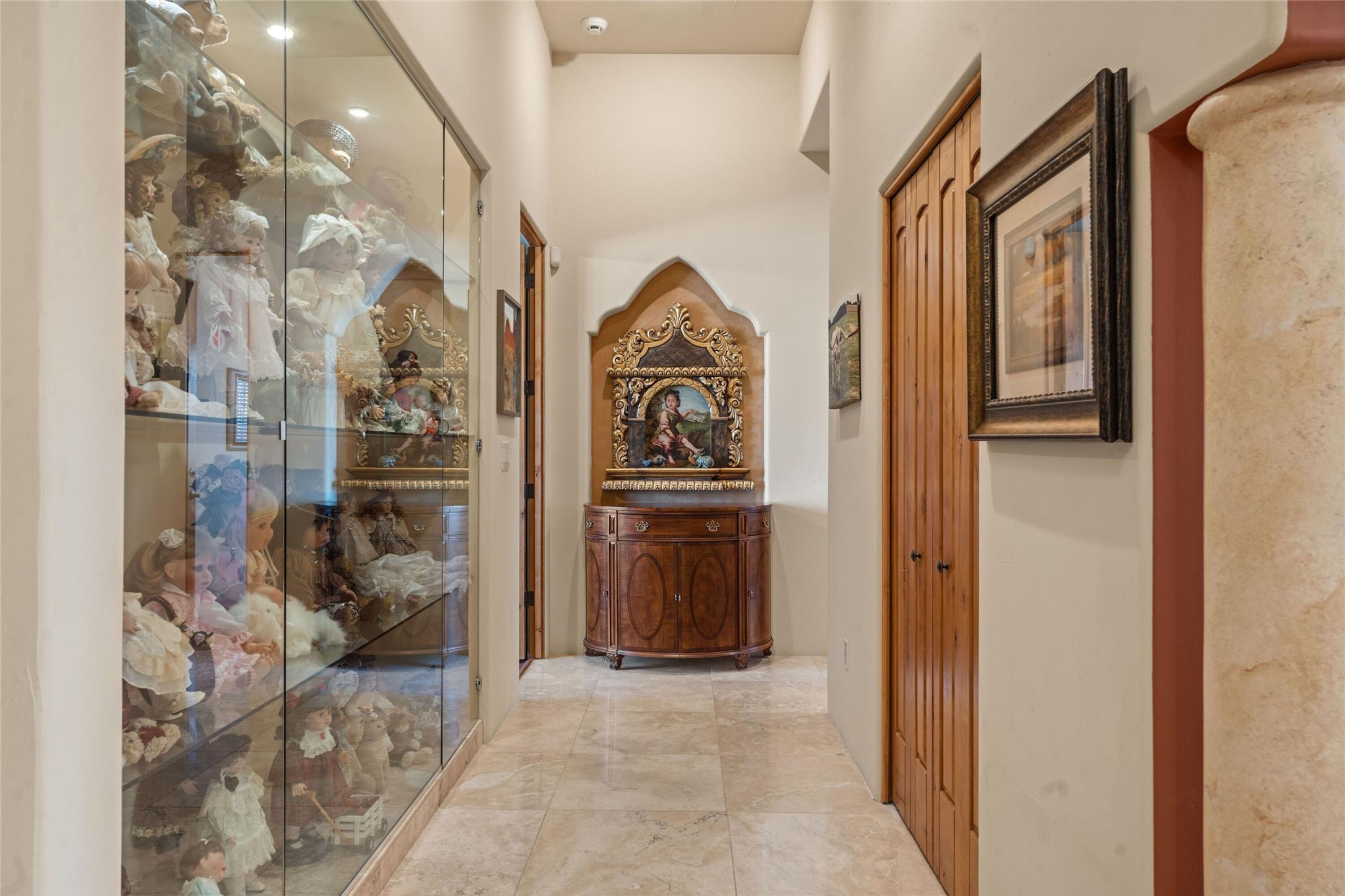 921 CAMINO VISTA RIO