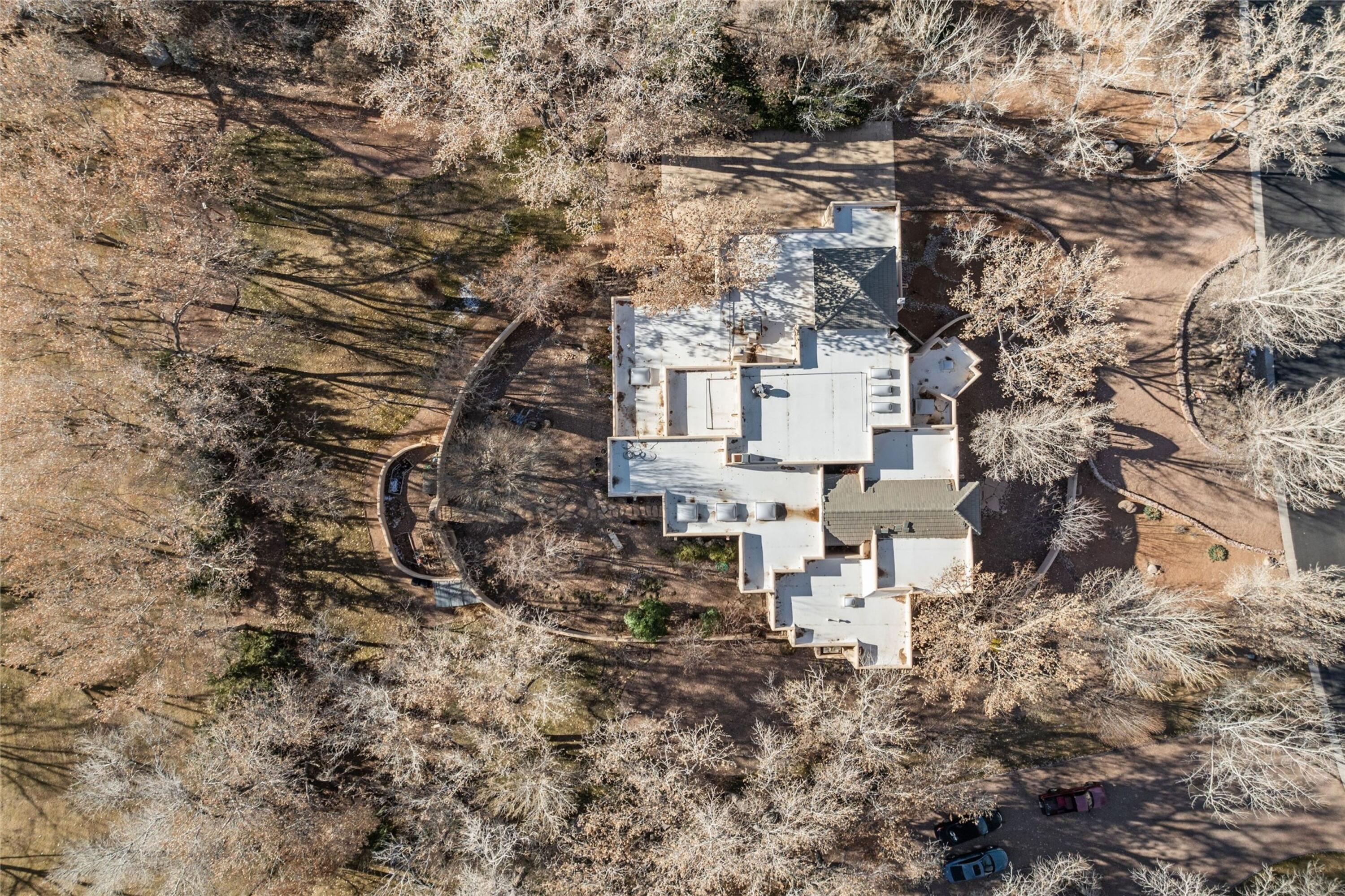 921 CAMINO VISTA RIO