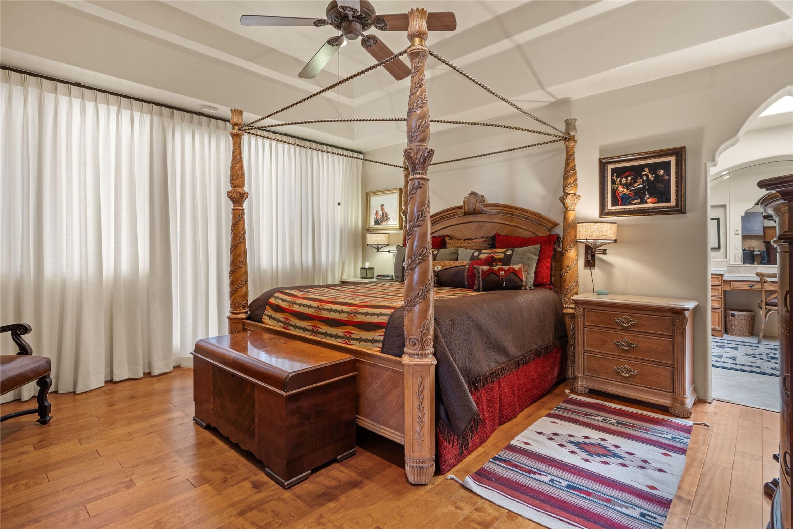 921 CAMINO VISTA RIO