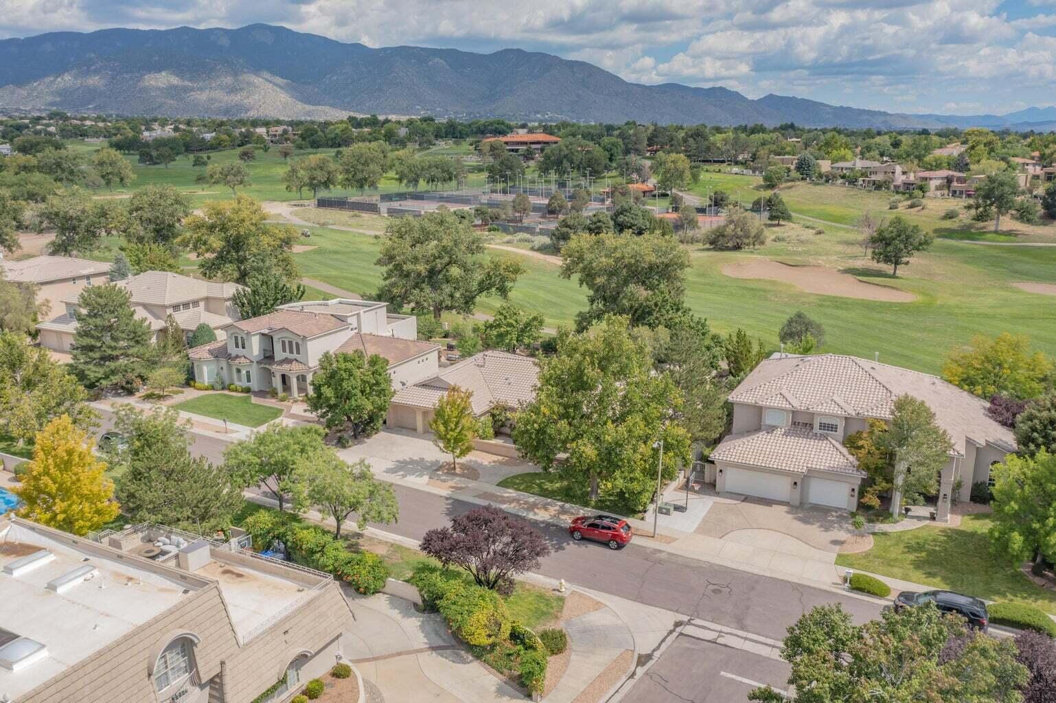 10502 CITY LIGHTS Drive NE