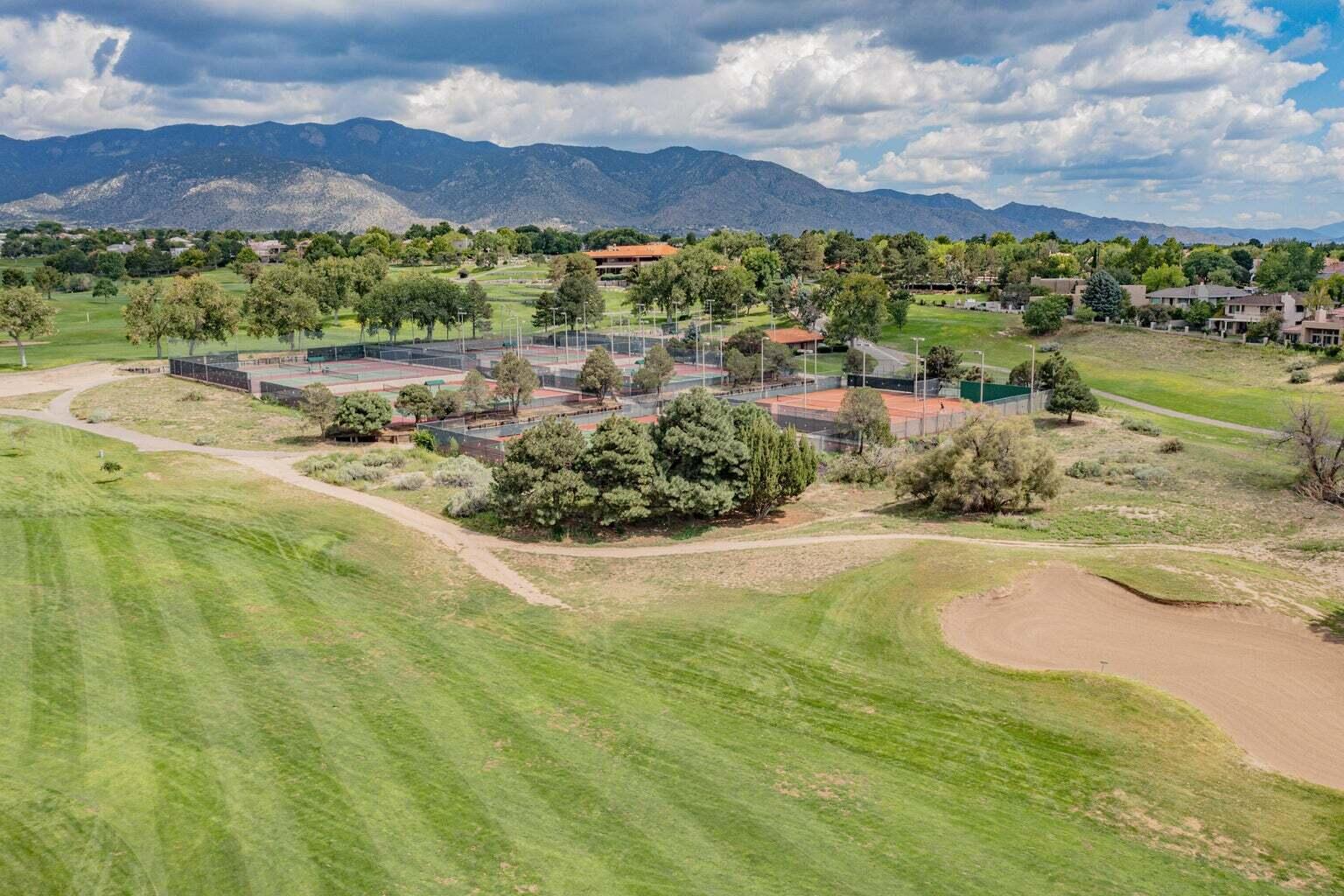 10502 CITY LIGHTS Drive NE