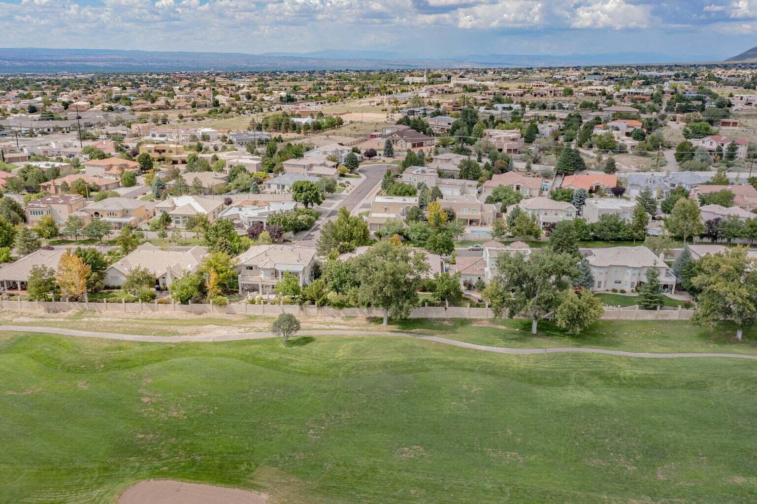 10502 CITY LIGHTS Drive NE