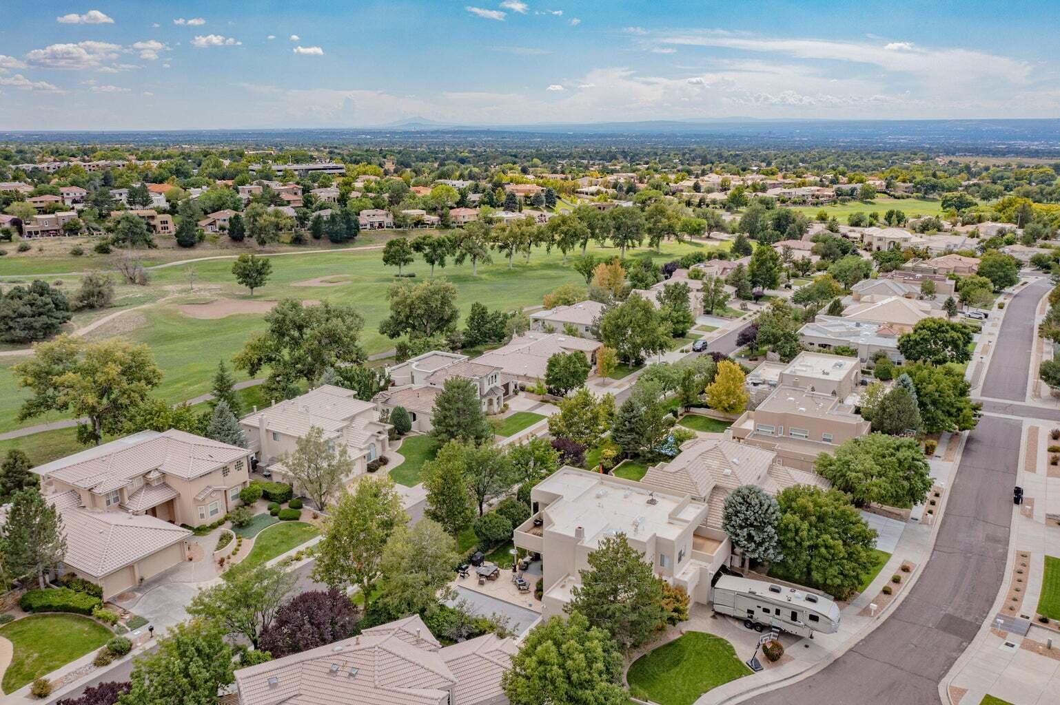 10502 CITY LIGHTS Drive NE