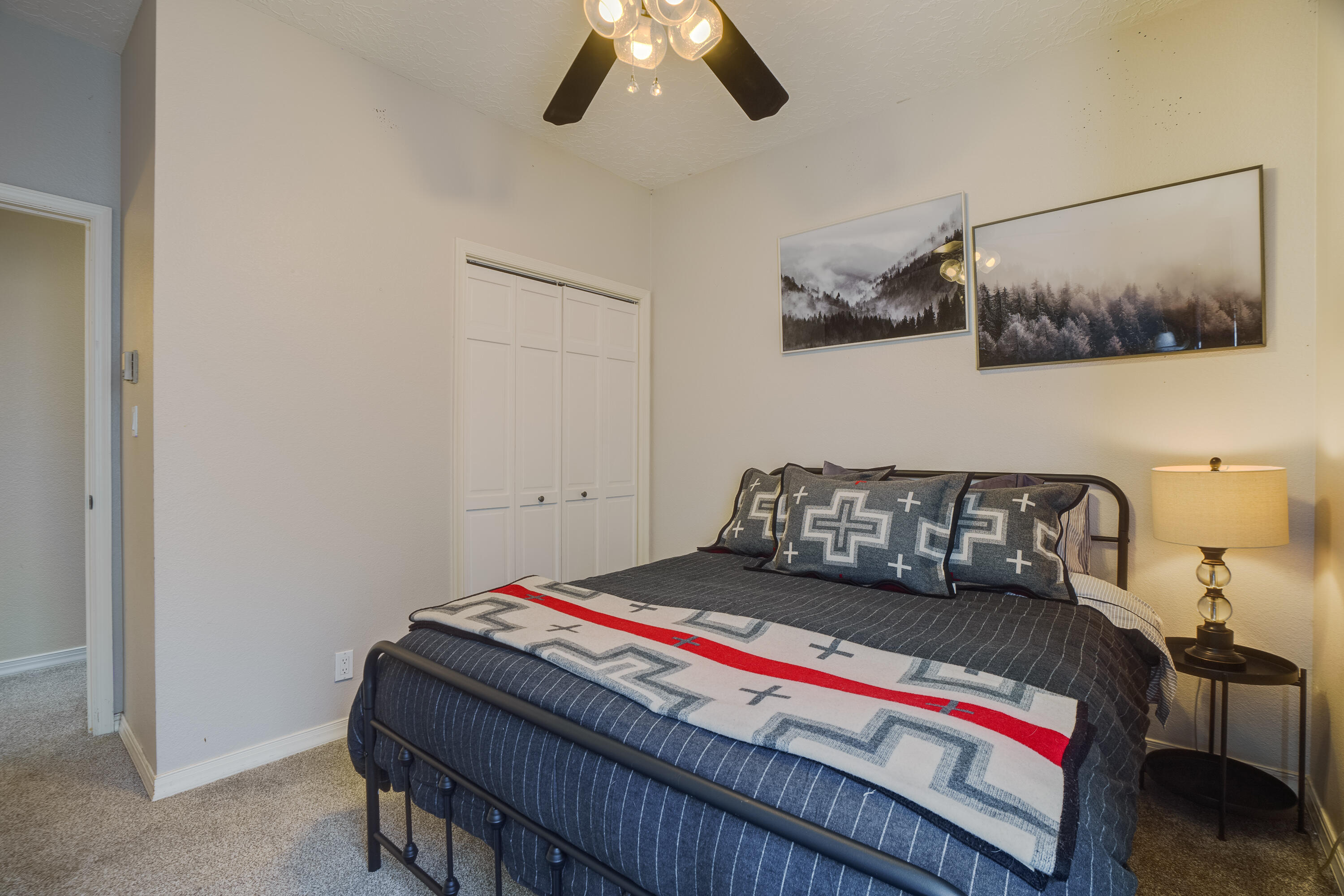 10502 CITY LIGHTS Drive NE