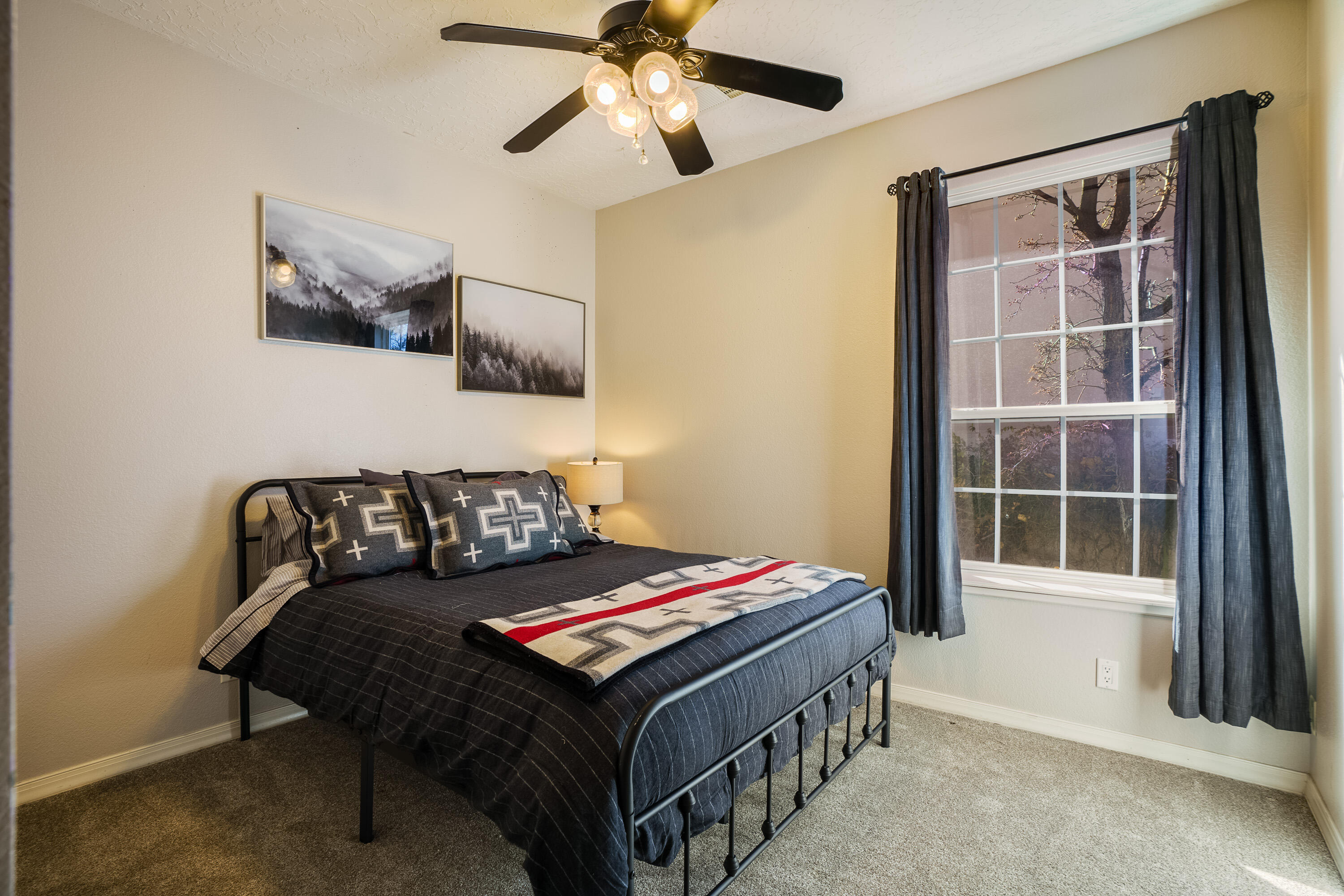 10502 CITY LIGHTS Drive NE