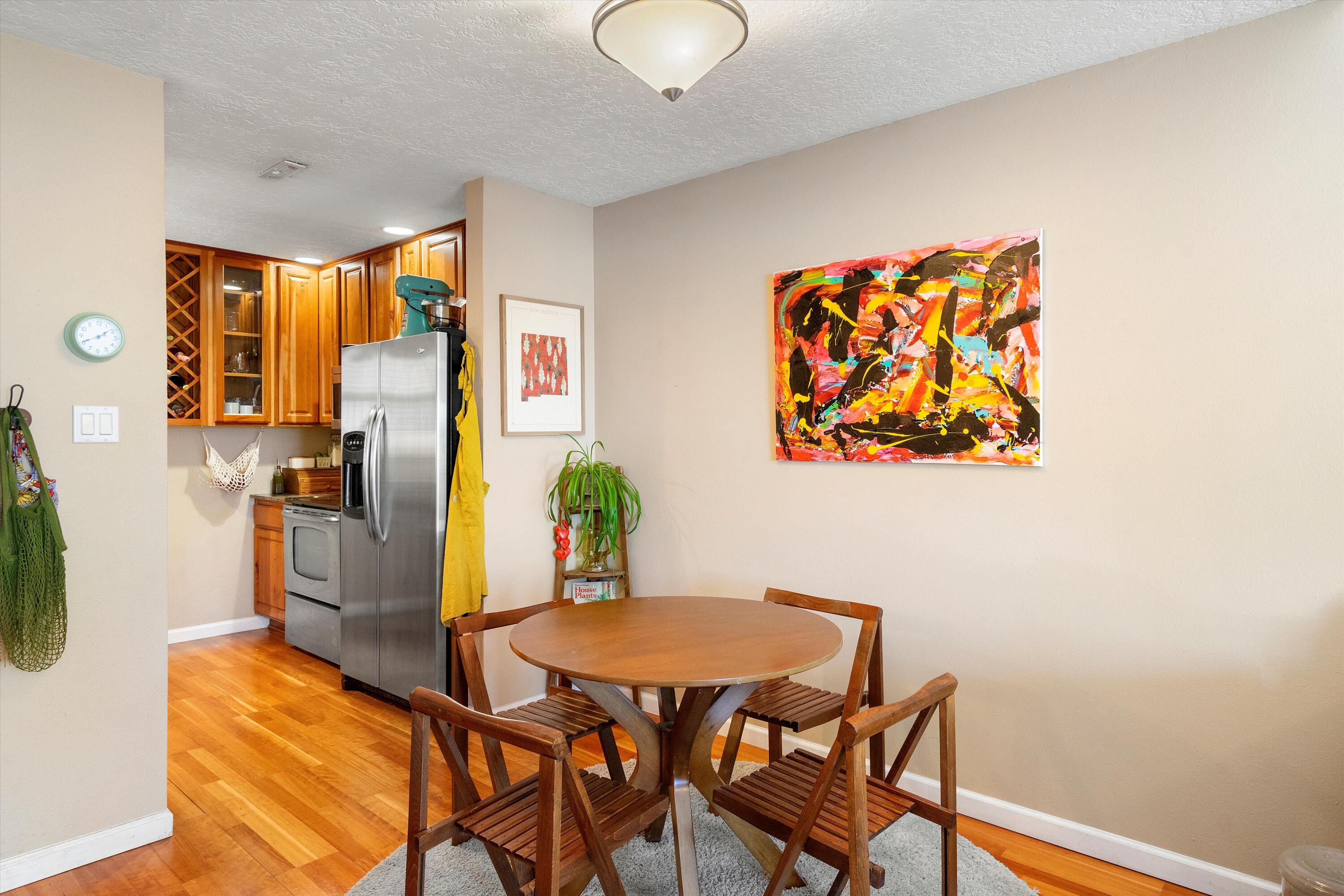 1827 DARTMOUTH Drive NE 208