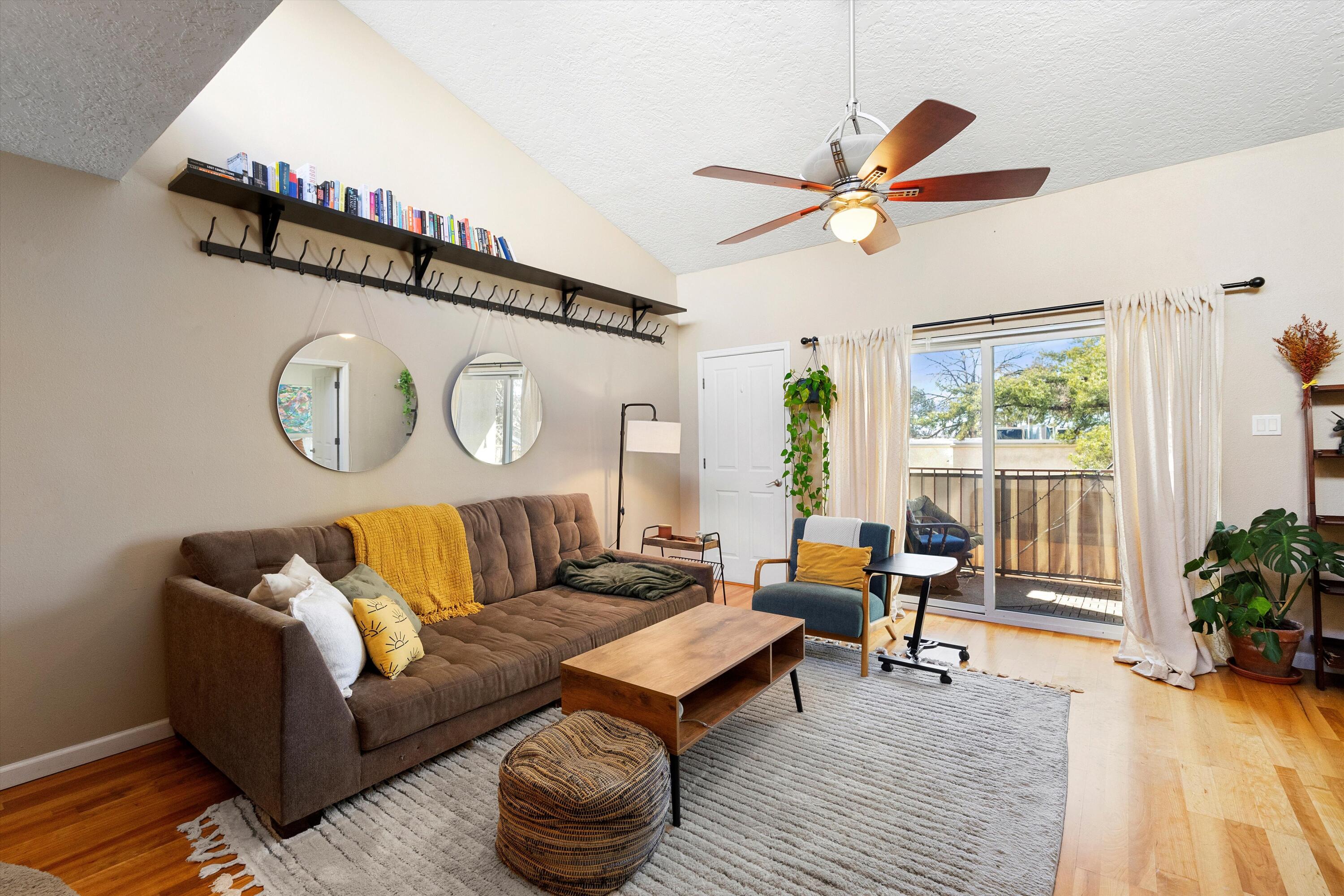 1827 DARTMOUTH Drive NE 208