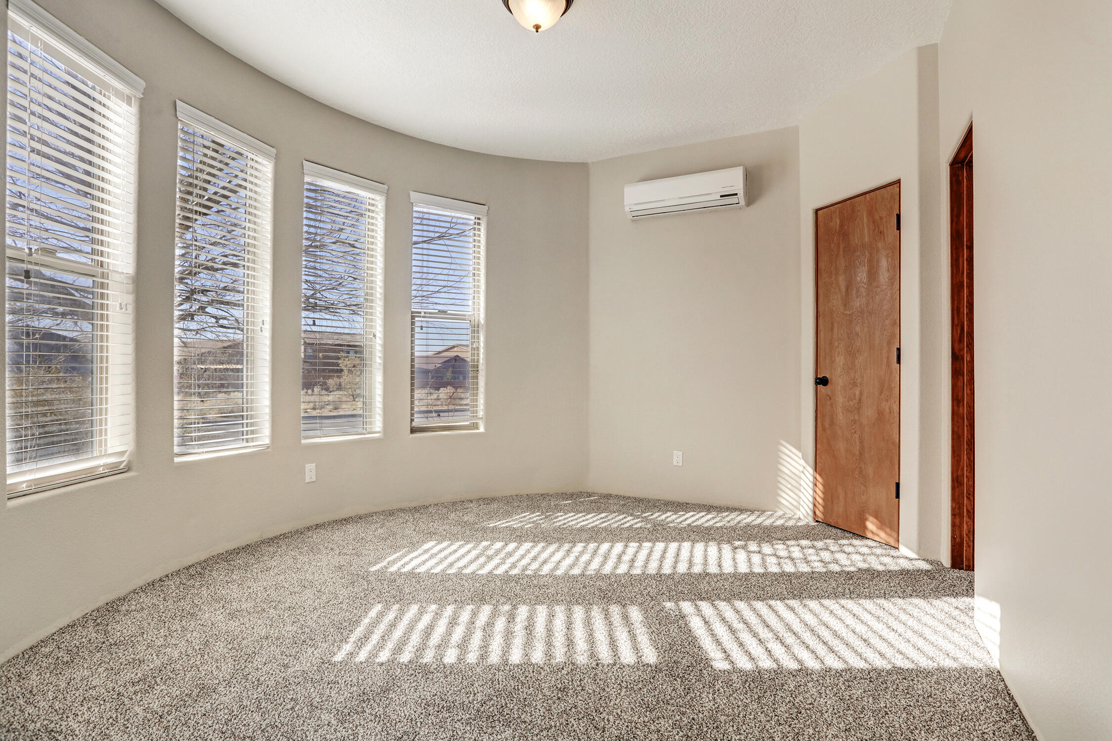 11835 POCONO Road SE