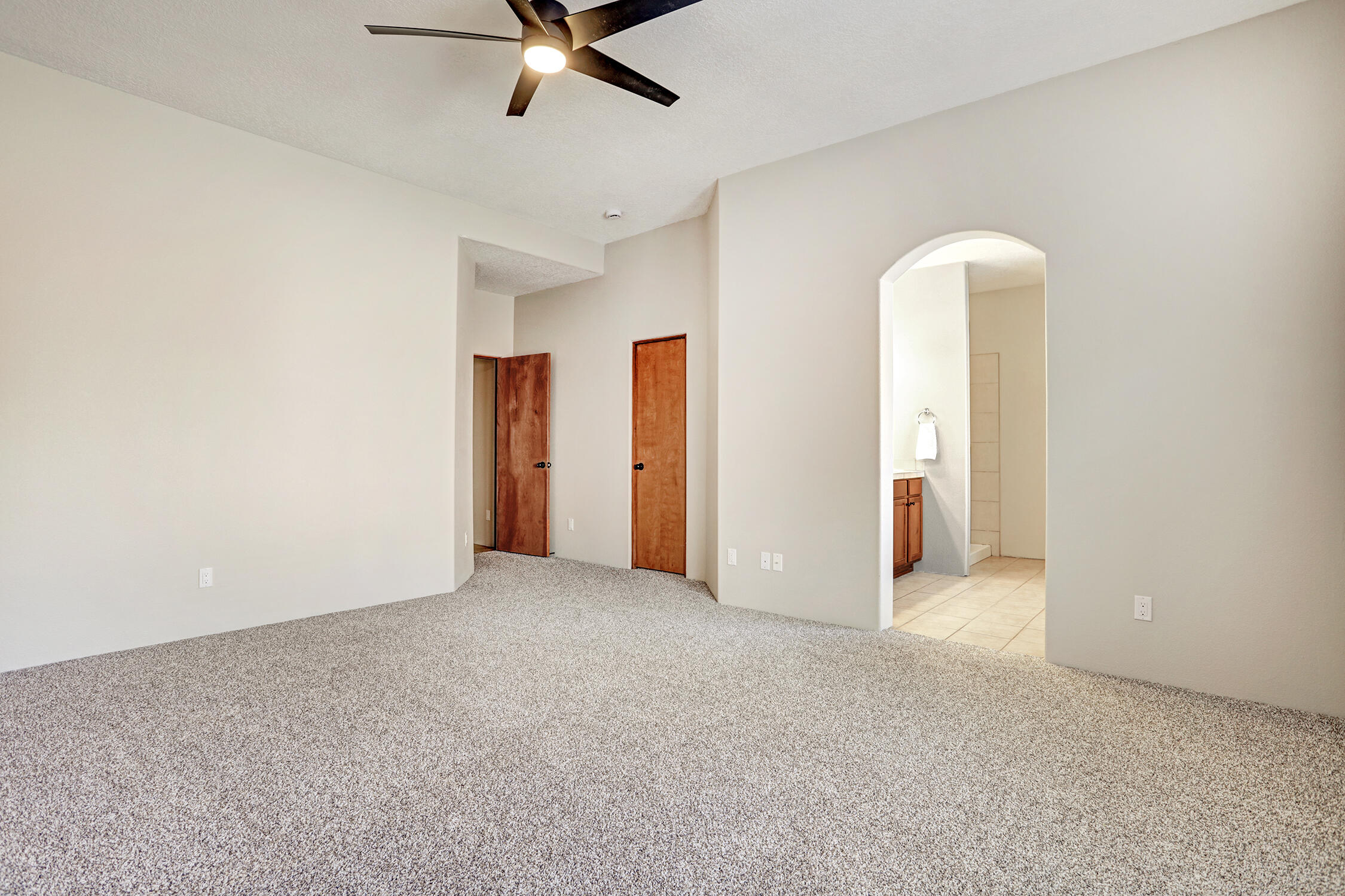 11835 POCONO Road SE