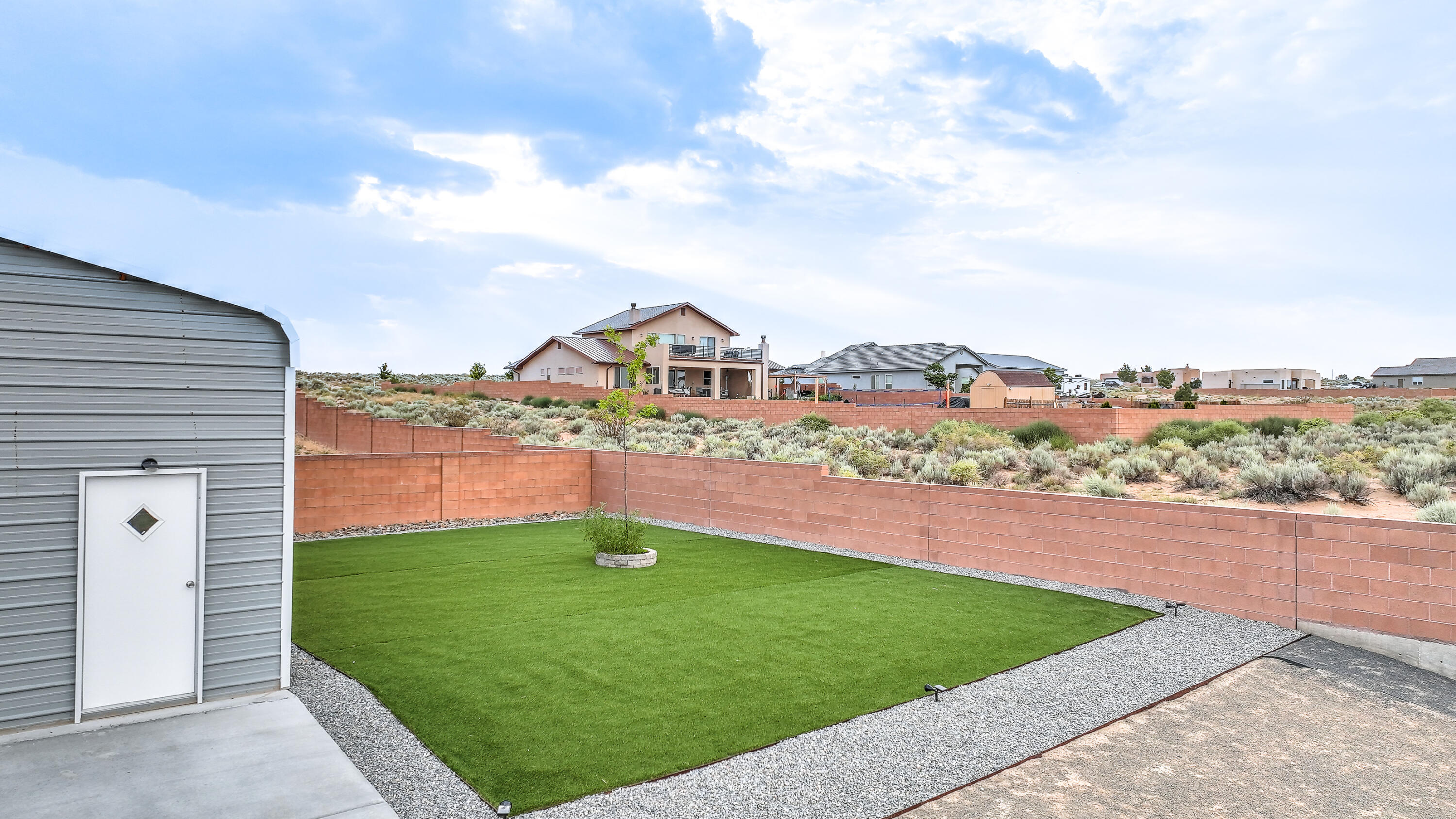 1605 AZTEC SUN Court SE