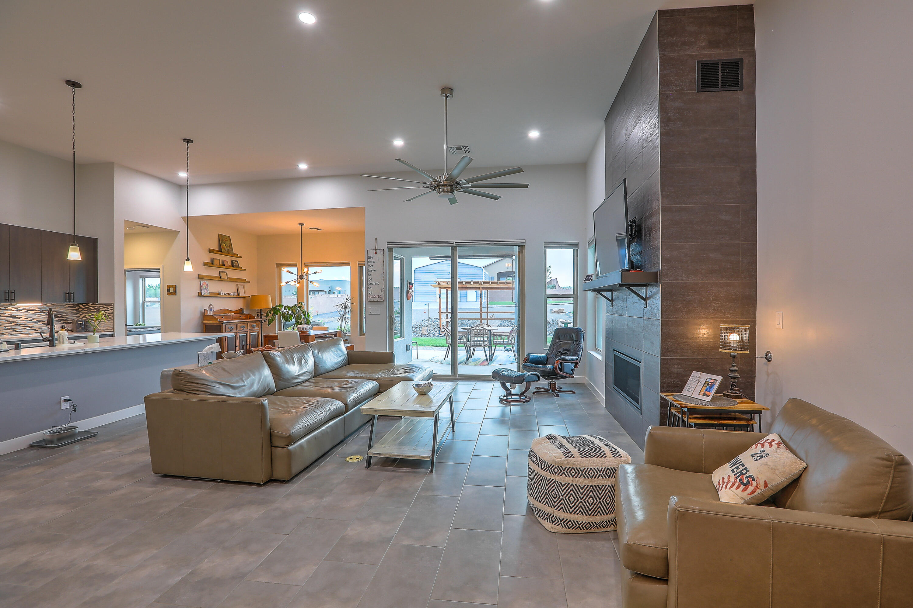 1605 AZTEC SUN Court SE