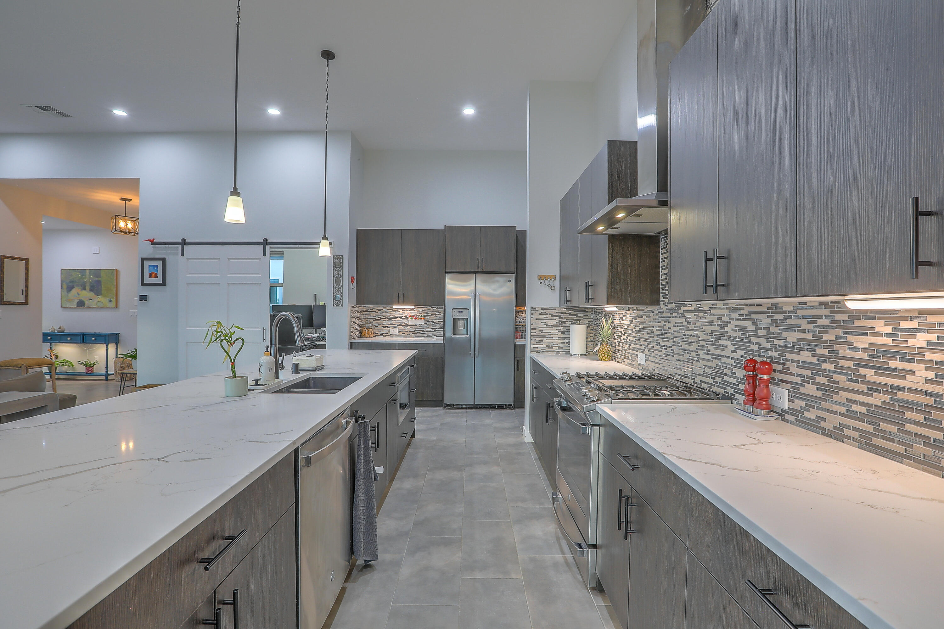 1605 AZTEC SUN Court SE