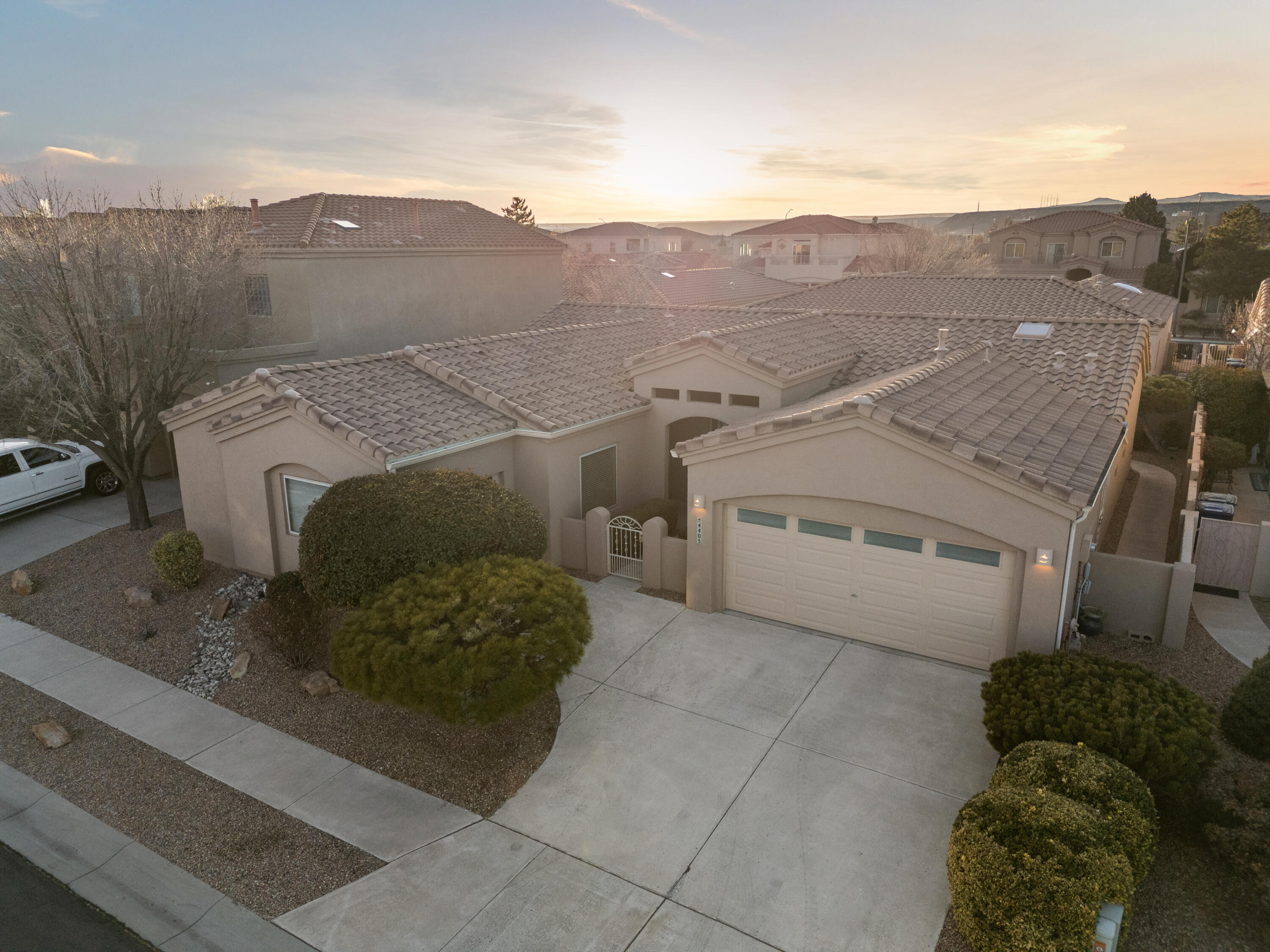 4405 Summer Hill Lane NW
