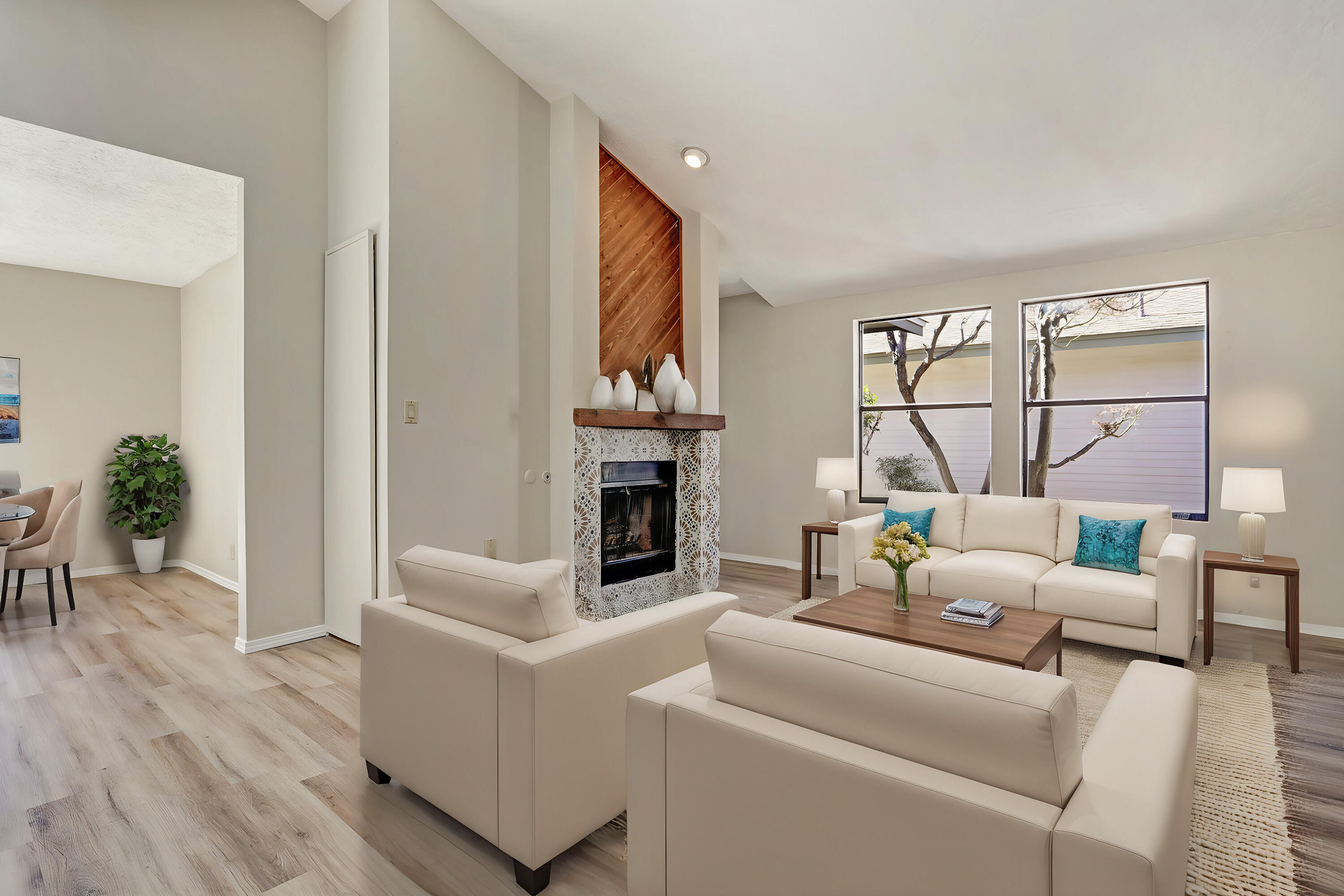 10218 OSO GRANDE Road NE