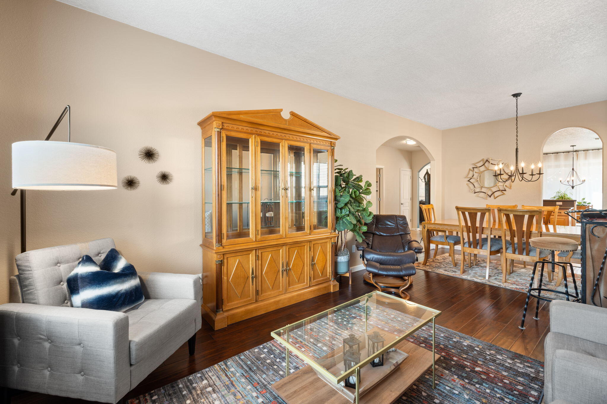 10019 Avenida Vista Sol NW