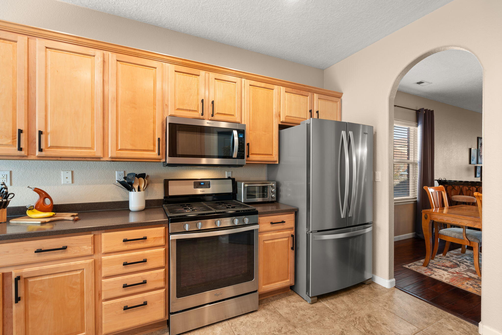 10019 Avenida Vista Sol NW