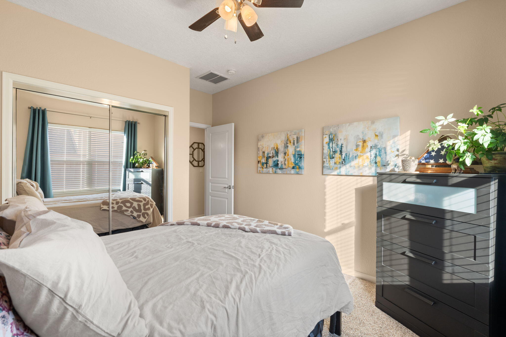 10019 Avenida Vista Sol NW